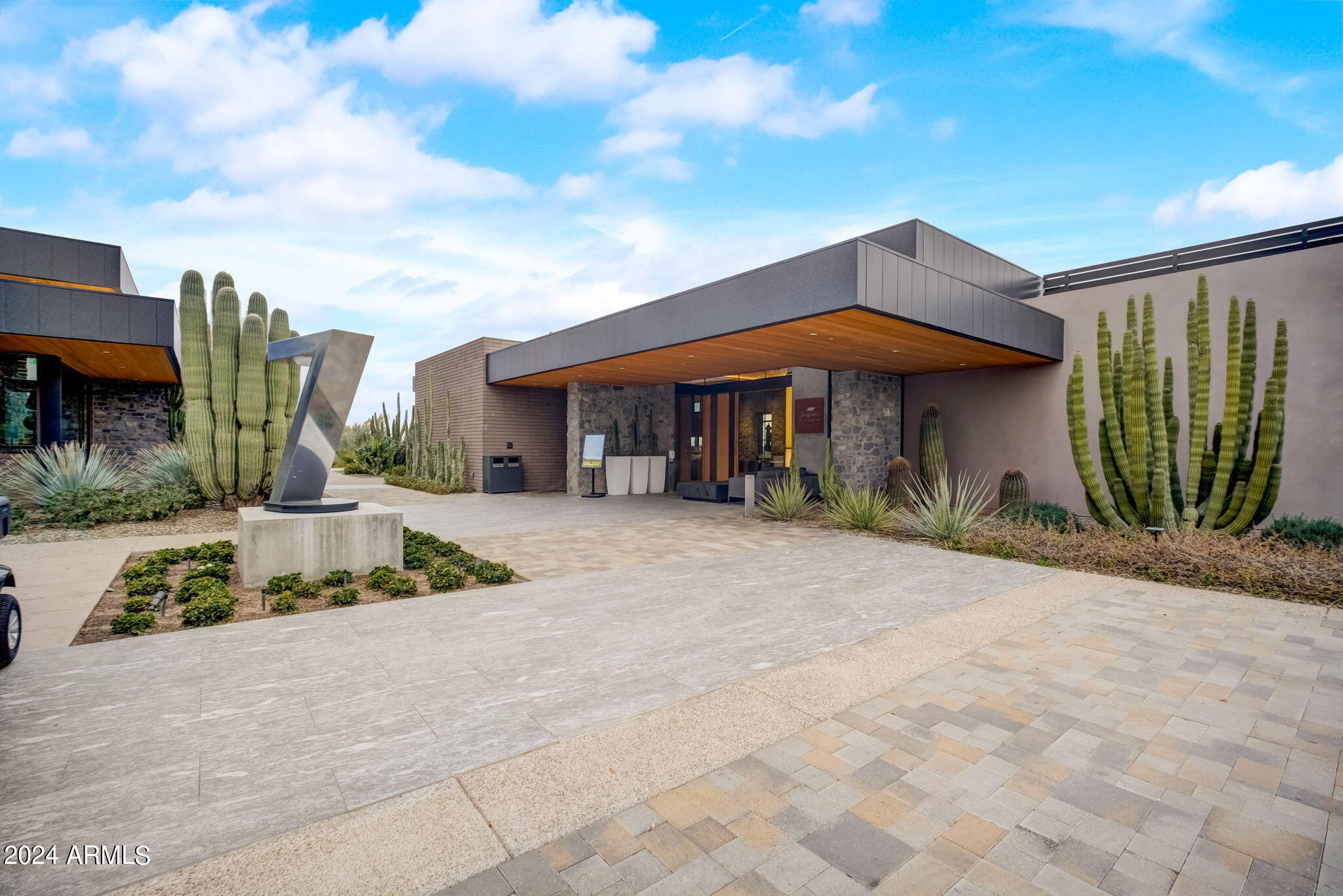 DESERT MOUNTAIN - Residential