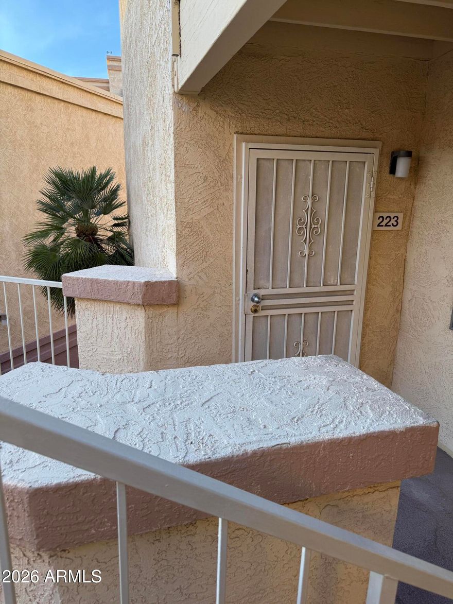 Beautifully recently upgraded end-unit studio condo. This light-filled unit offers added privacy with its end-unit position and features a private balcony, perfect for relaxing or enjoying Arizona evenings. 
The community is known for its quiet, well-maintained environment and includes the convenience of elevator access, a rare feature in similar complexes. Ideally situated near shopping, dining, and major roadways, this property offers both comfort and accessibility.
Perfect for a first-time buyer or investment rental opportunity.
+Easy access to Loop 303 and just a short drive to the rapidly growing North Valley tech corridor, including major semiconductor developments and employment centers.