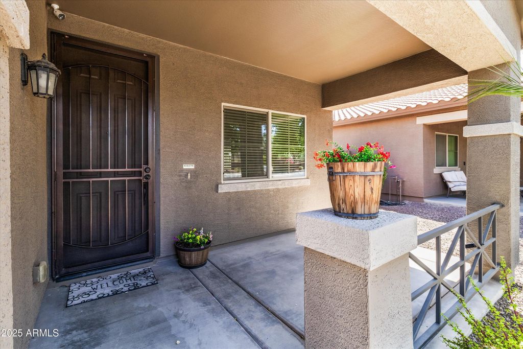 Photo of 838 W Basswood Avenue, Queen Creek, AZ 85140 (MLS # 6934735)
