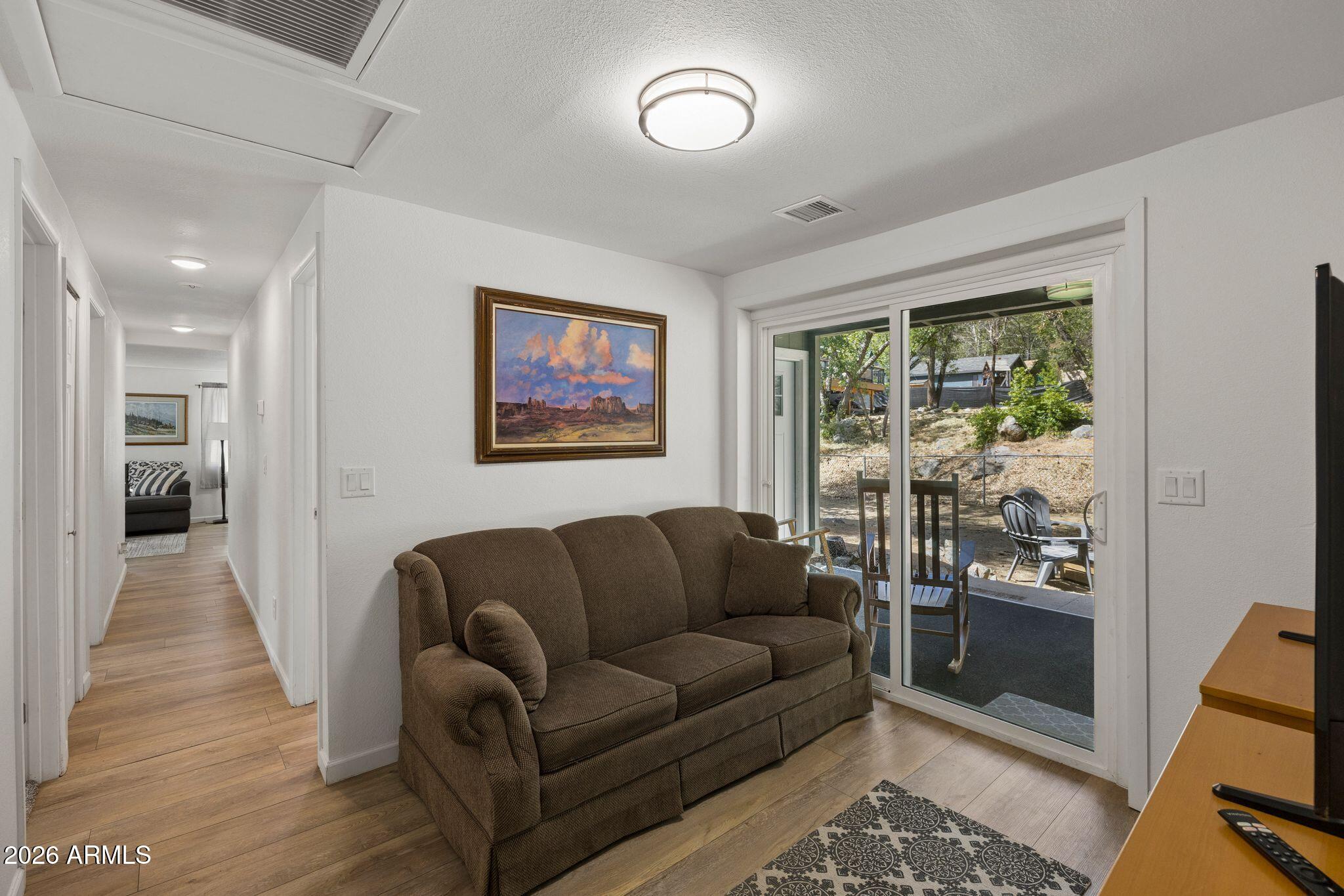 INDIAN CREEK - Residential