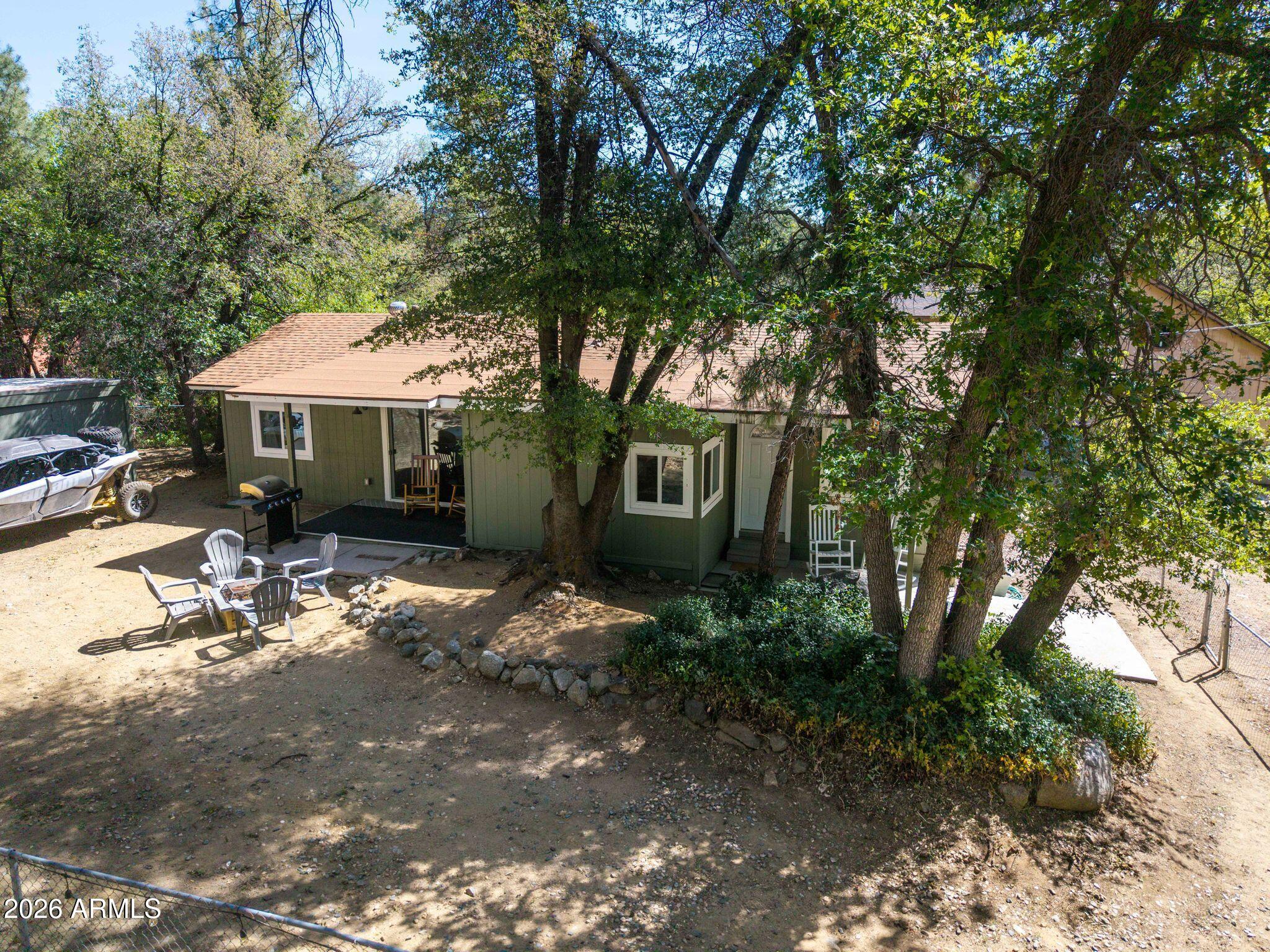 INDIAN CREEK - Residential