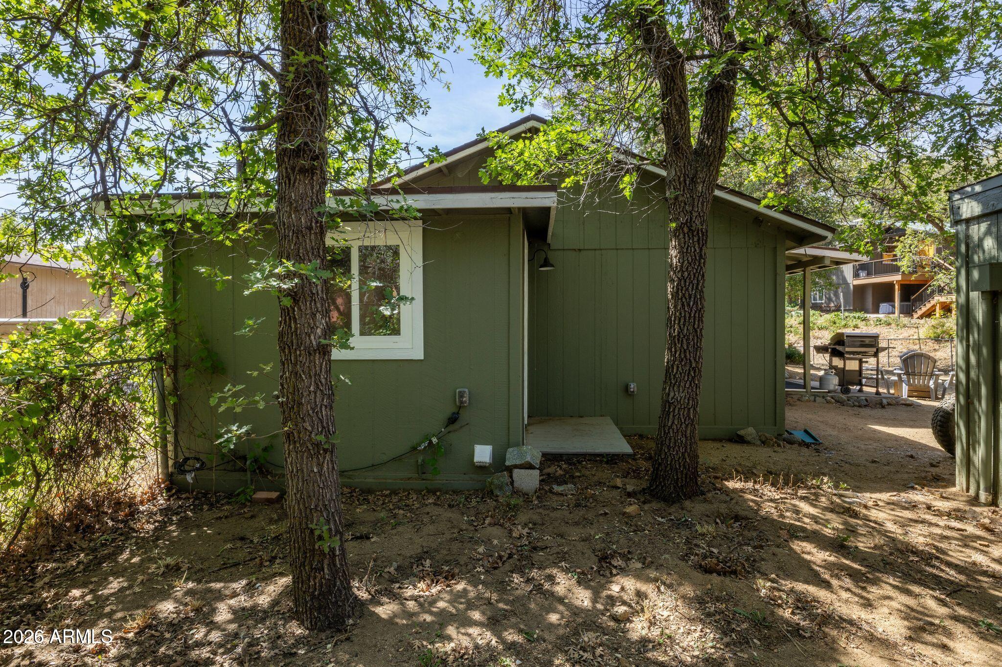 INDIAN CREEK - Residential