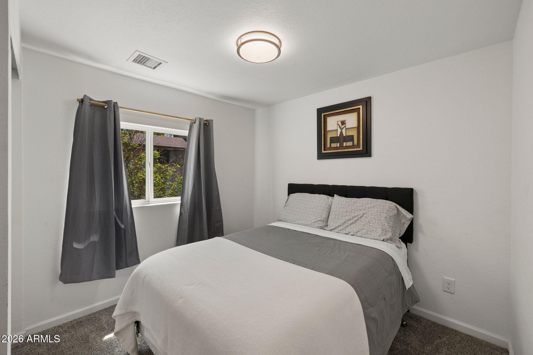 INDIAN CREEK - Residential