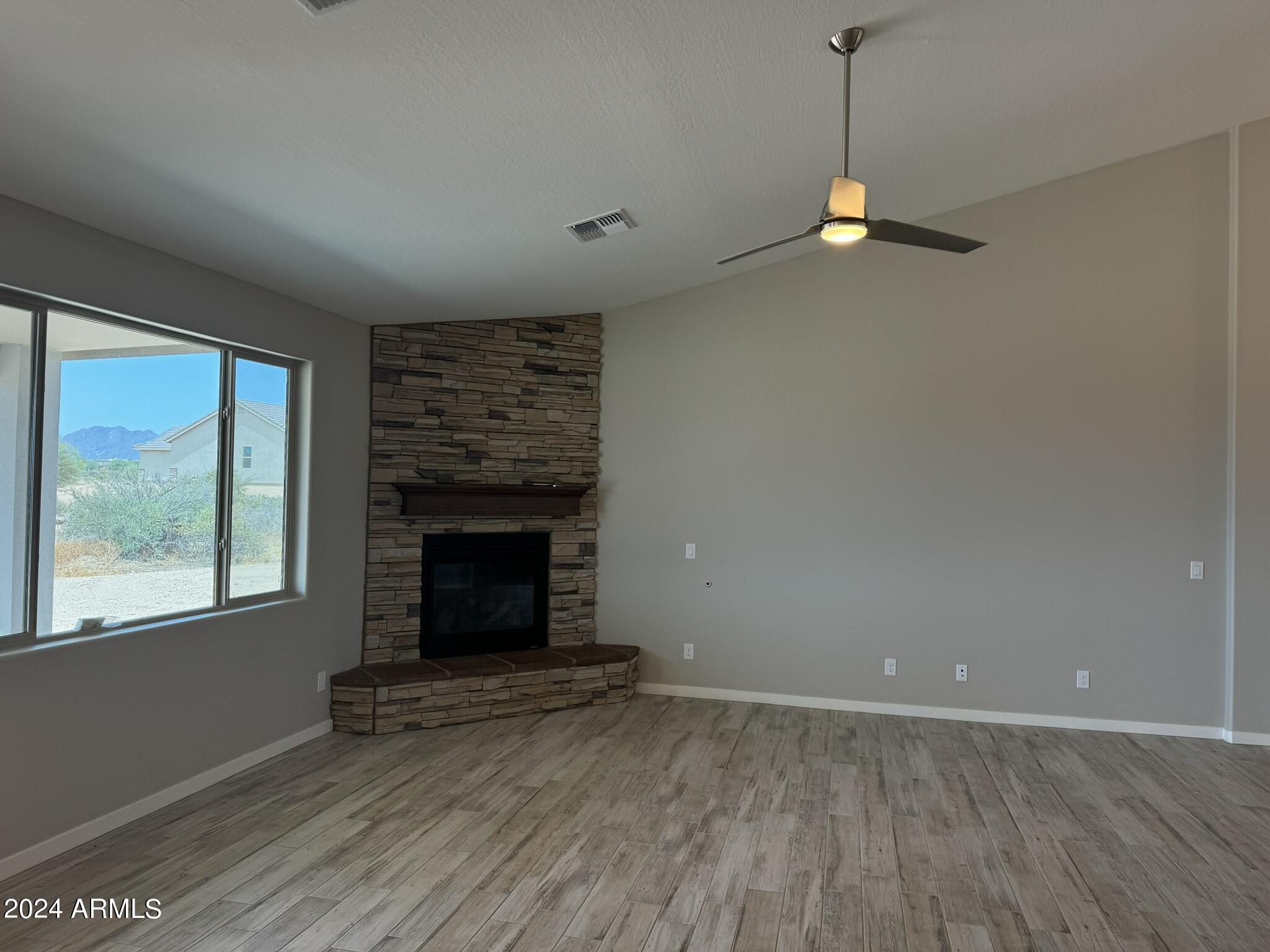 Photo 3 of 29 of 17437 E CASCALOTE Drive house