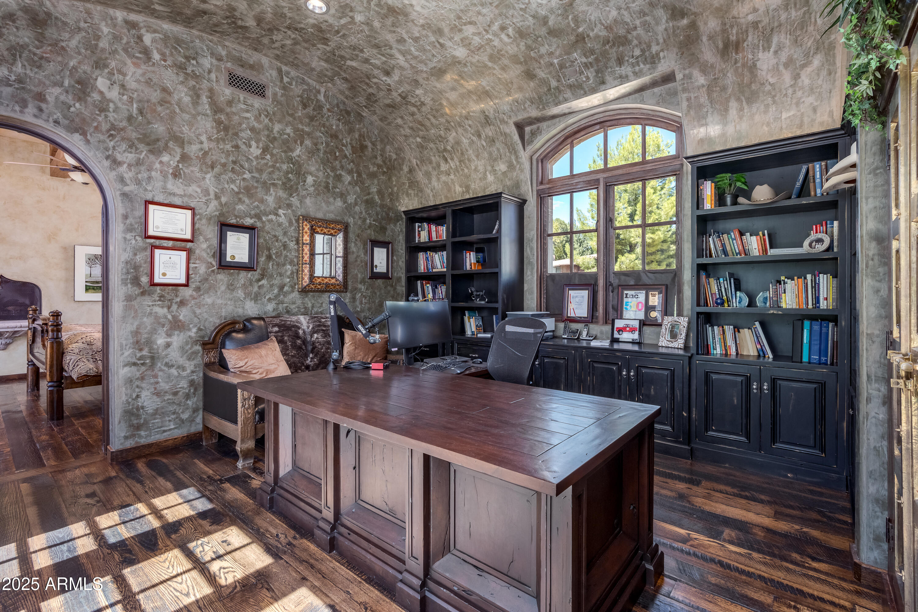 Sedona, Arizona 86336, United States, 3 Bedrooms Bedrooms, ,4 BathroomsBathrooms,Residential,Active,214257