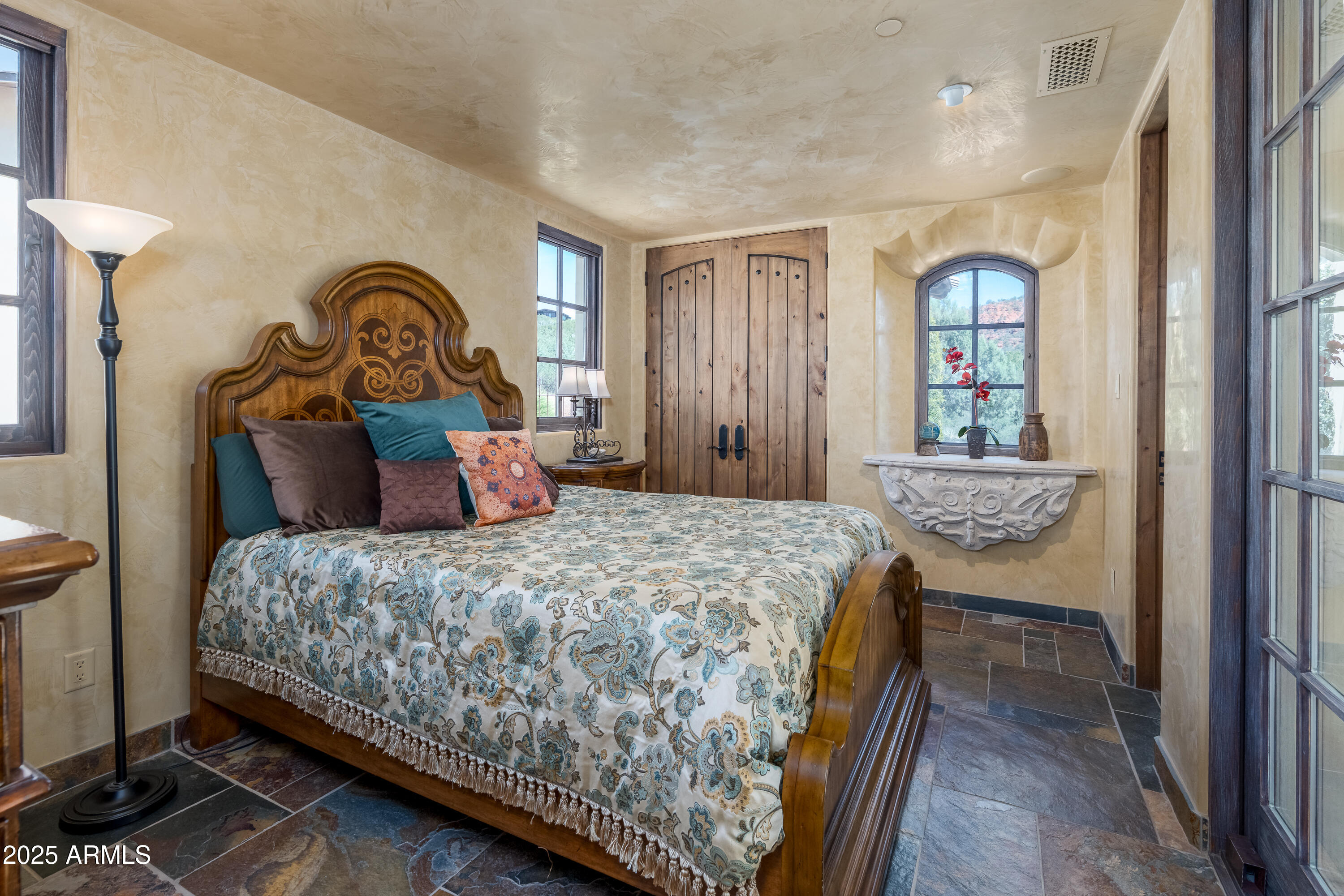 Sedona, Arizona 86336, United States, 3 Bedrooms Bedrooms, ,4 BathroomsBathrooms,Residential,Active,214257