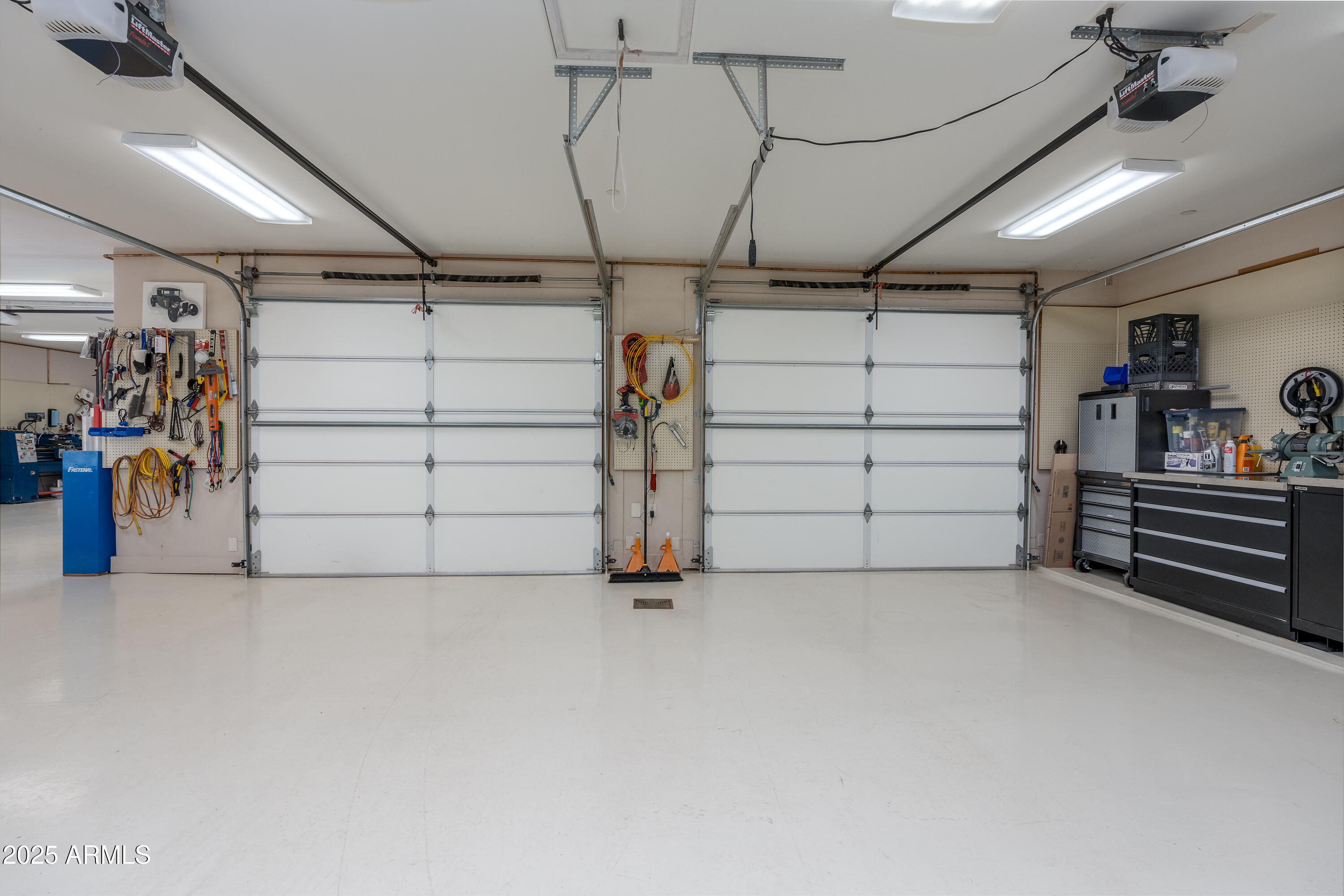 Sedona, Arizona 86336, United States, 3 Bedrooms Bedrooms, ,4 BathroomsBathrooms,Residential,Active,214257