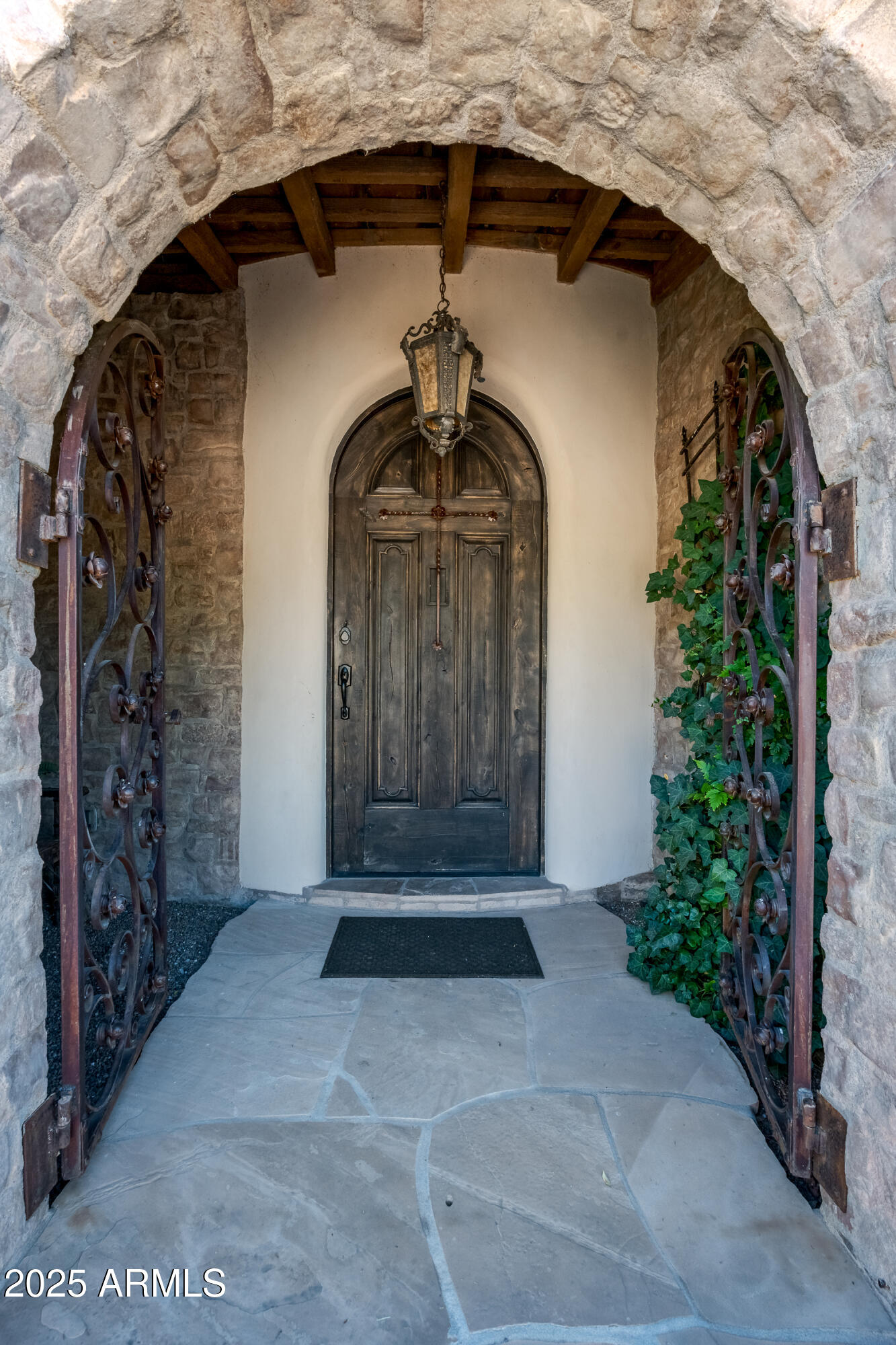 Sedona, Arizona 86336, United States, 3 Bedrooms Bedrooms, ,4 BathroomsBathrooms,Residential,Active,214257