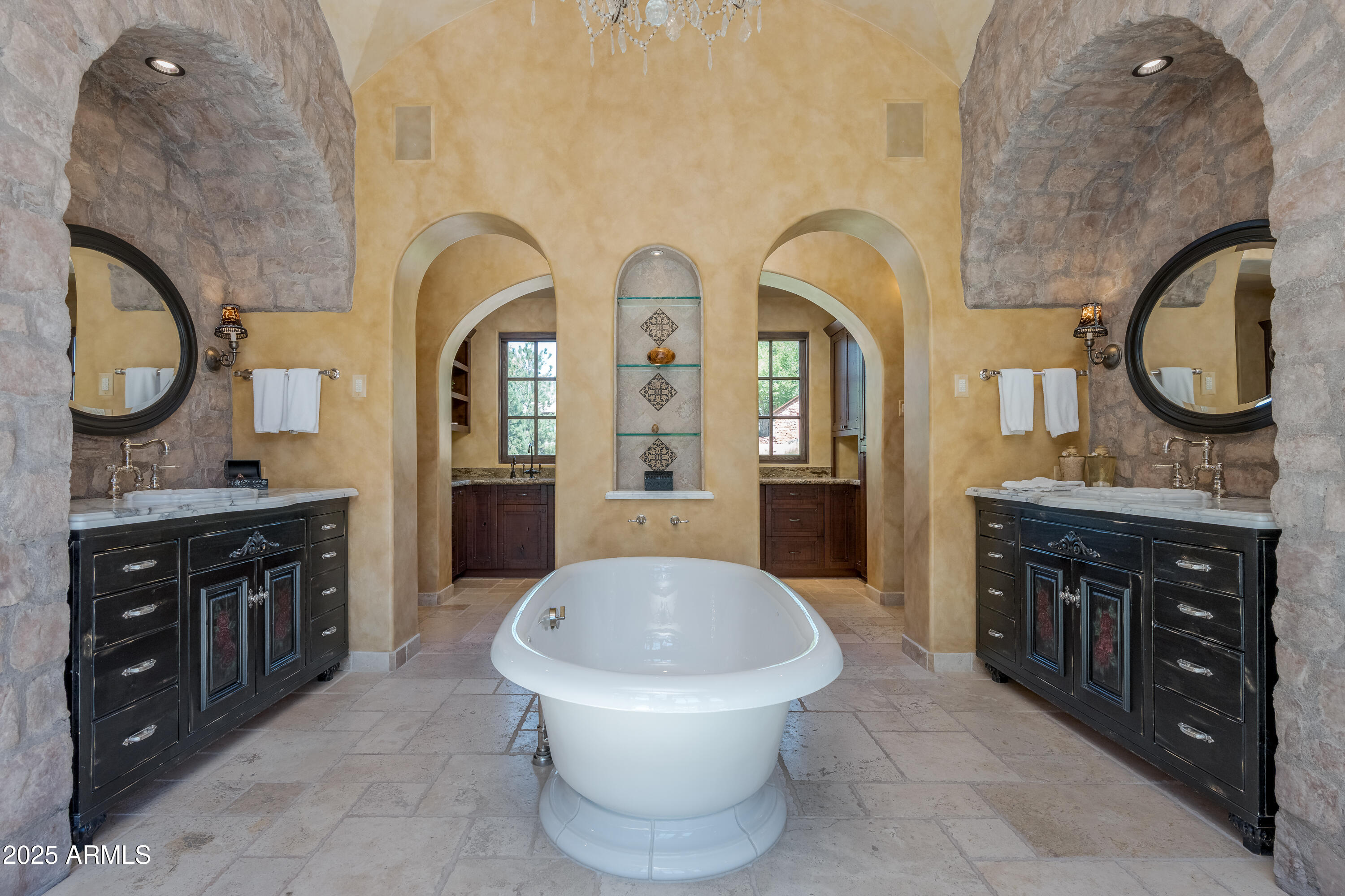 Sedona, Arizona 86336, United States, 3 Bedrooms Bedrooms, ,4 BathroomsBathrooms,Residential,Active,214257