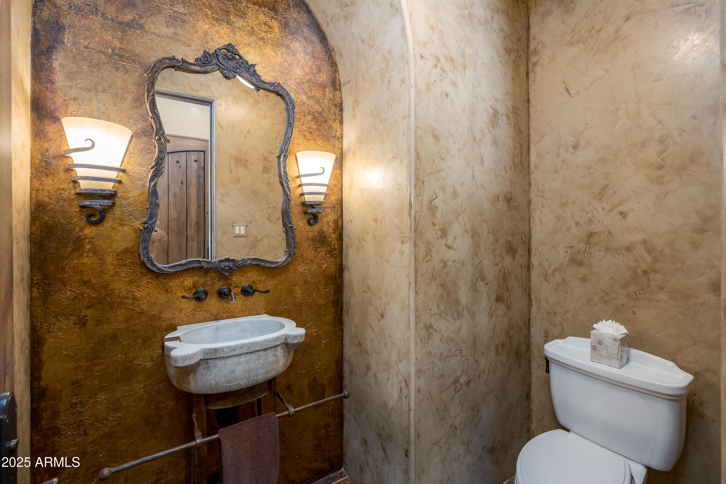 Sedona, Arizona 86336, United States, 3 Bedrooms Bedrooms, ,4 BathroomsBathrooms,Residential,Active,214257