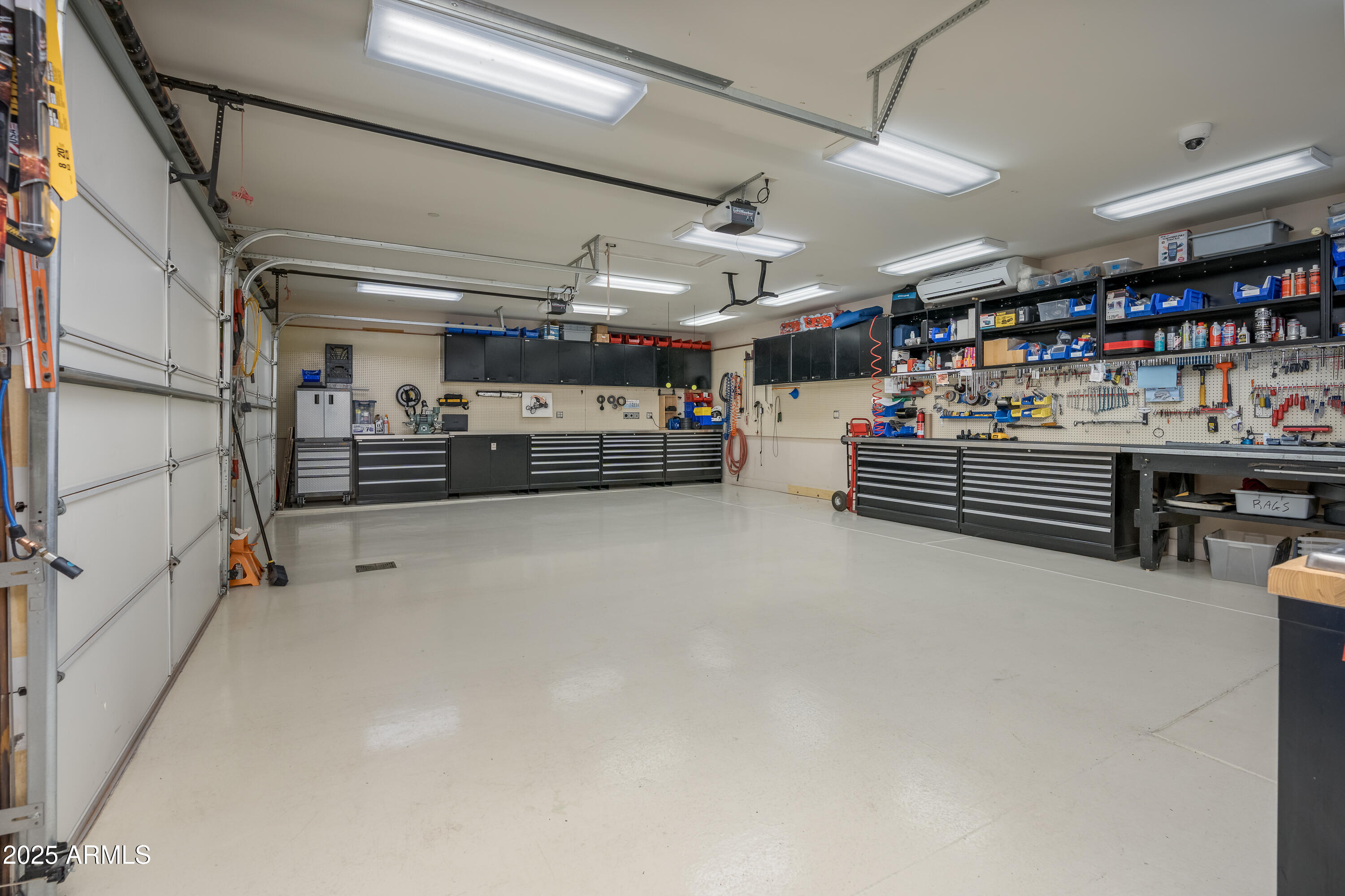 Sedona, Arizona 86336, United States, 3 Bedrooms Bedrooms, ,4 BathroomsBathrooms,Residential,Active,214257