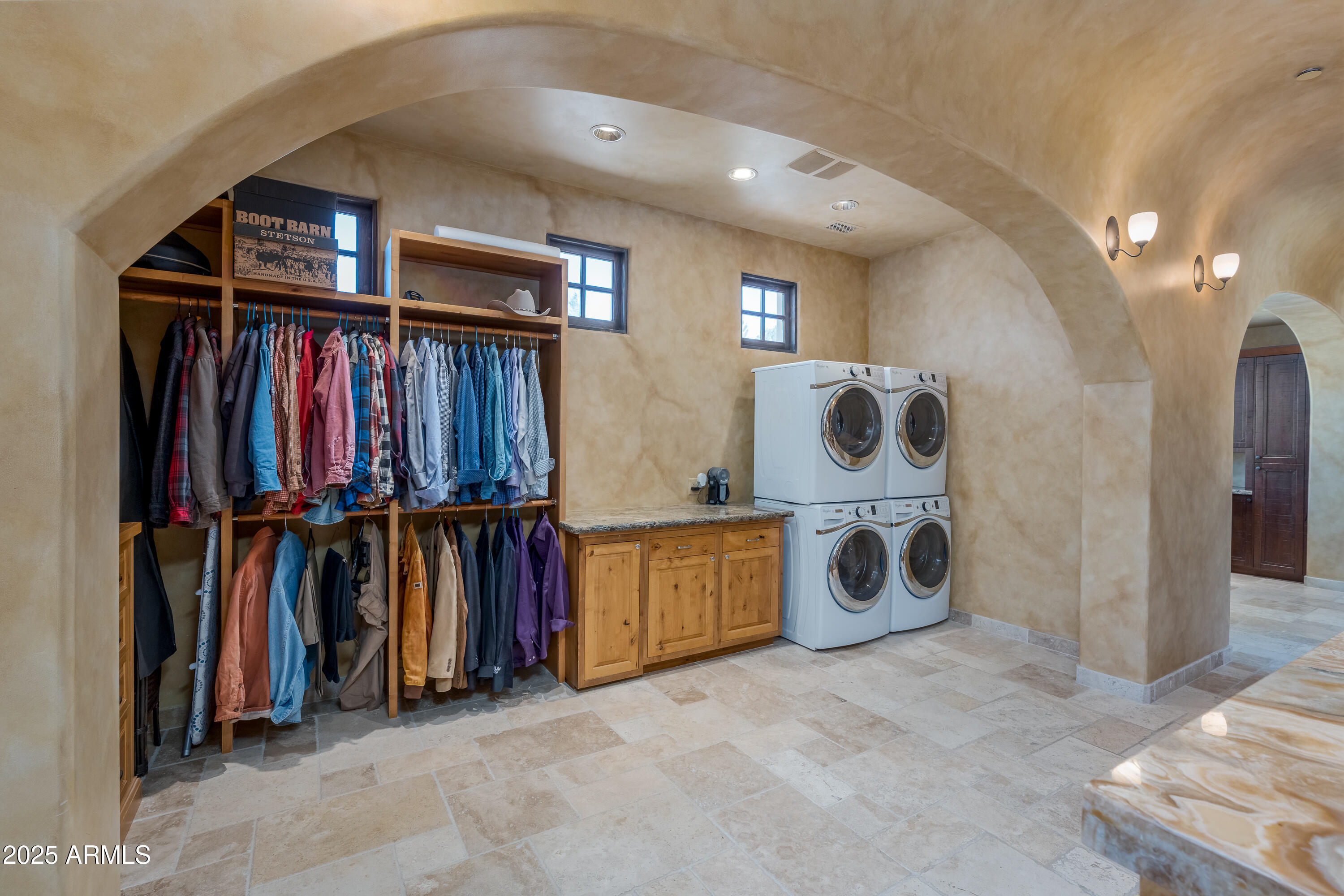 Sedona, Arizona 86336, United States, 3 Bedrooms Bedrooms, ,4 BathroomsBathrooms,Residential,Active,214257