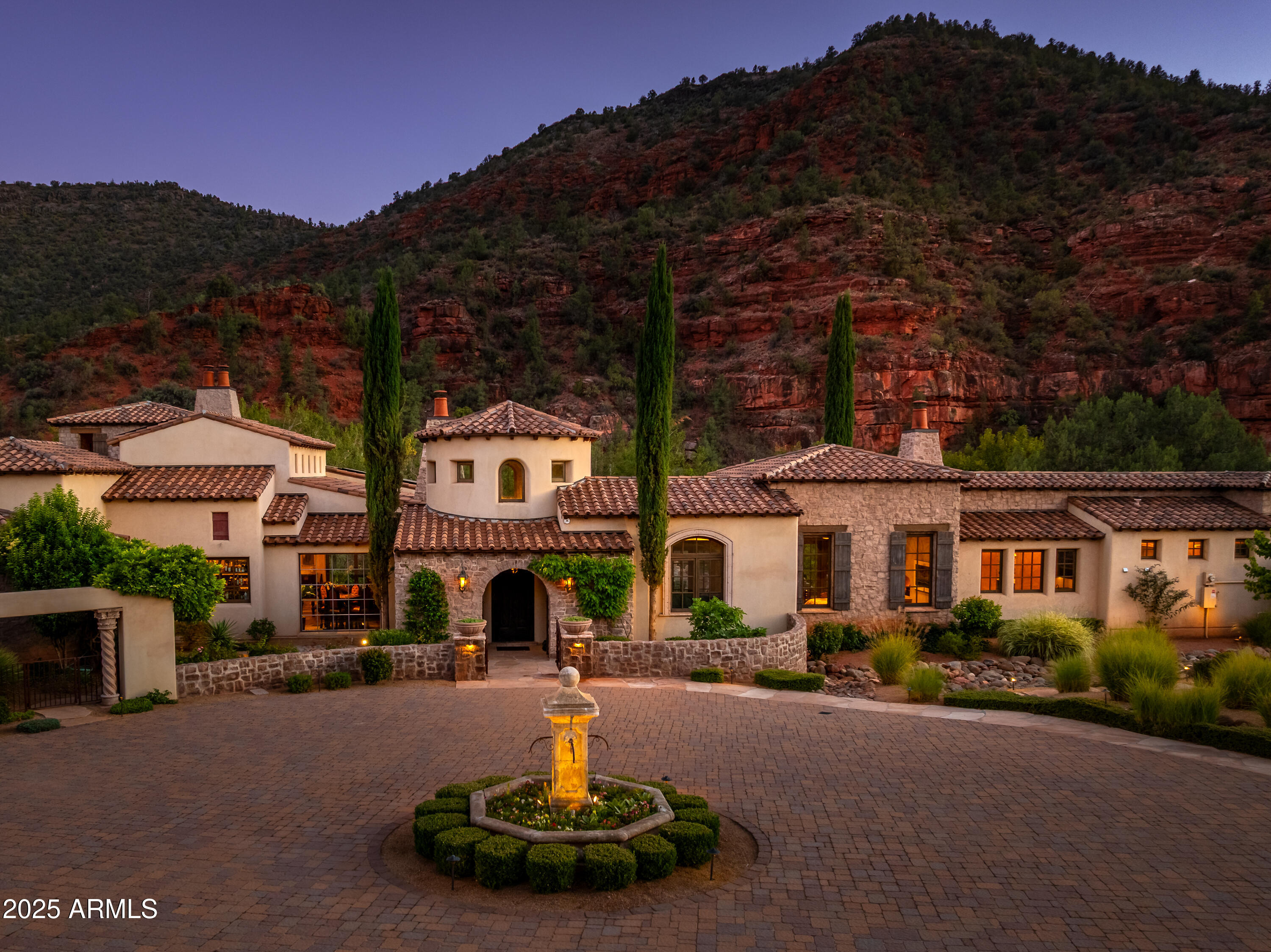 Sedona, Arizona 86336, United States, 3 Bedrooms Bedrooms, ,4 BathroomsBathrooms,Residential,Active,214257