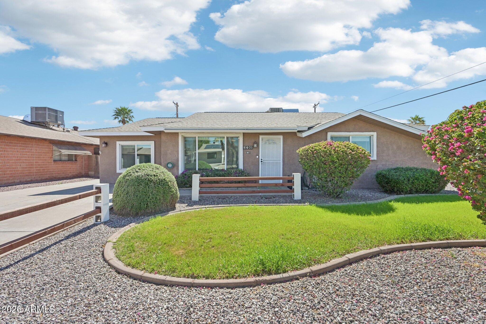 8401 E WILSHIRE Drive