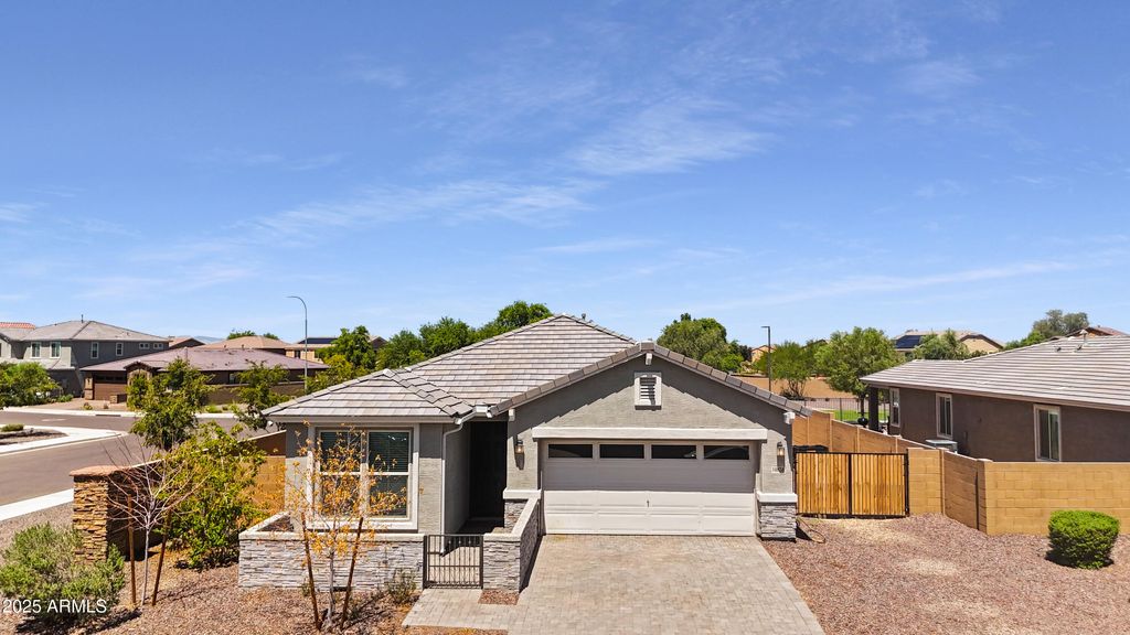 Photo of 10838 W Buchanan Street, Avondale, AZ 85323 (MLS # 6914077)