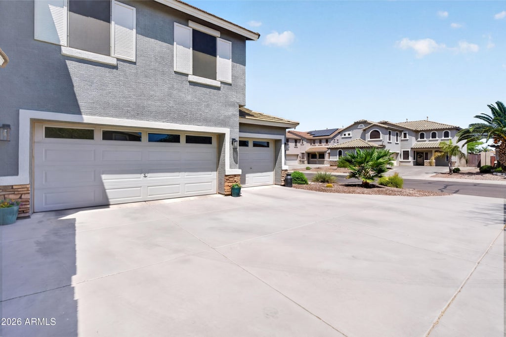 Photo of 879 W Holstein Trail, San Tan Valley, AZ 85143 (MLS # 7062503)