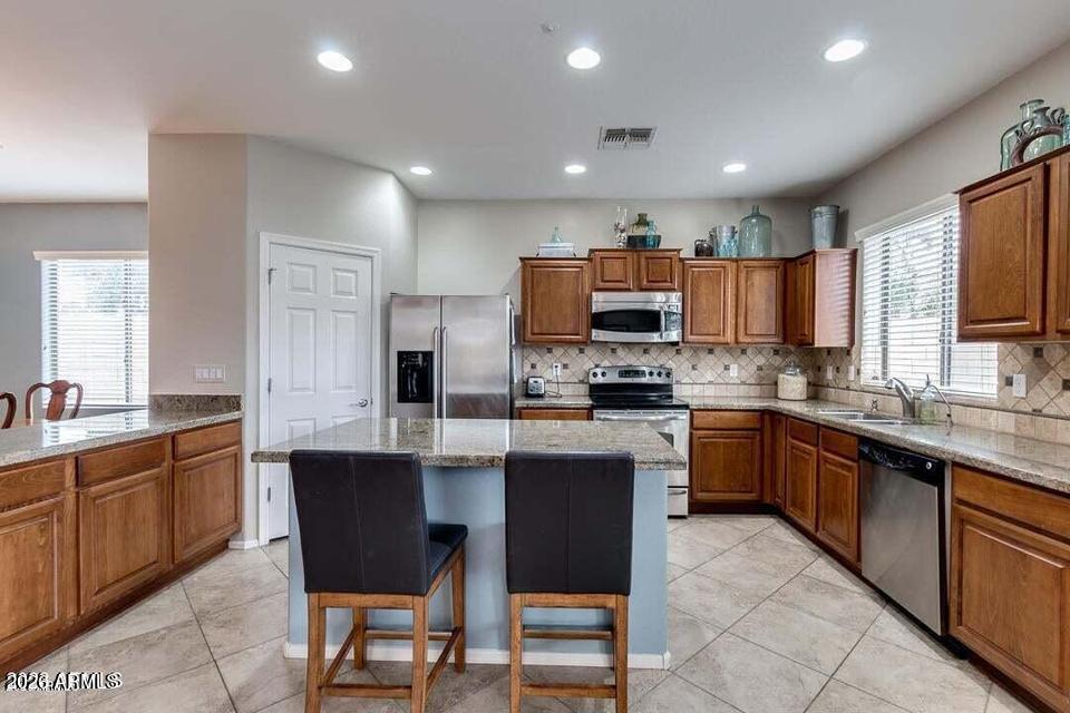 3519 E Pinot Noir Avenue