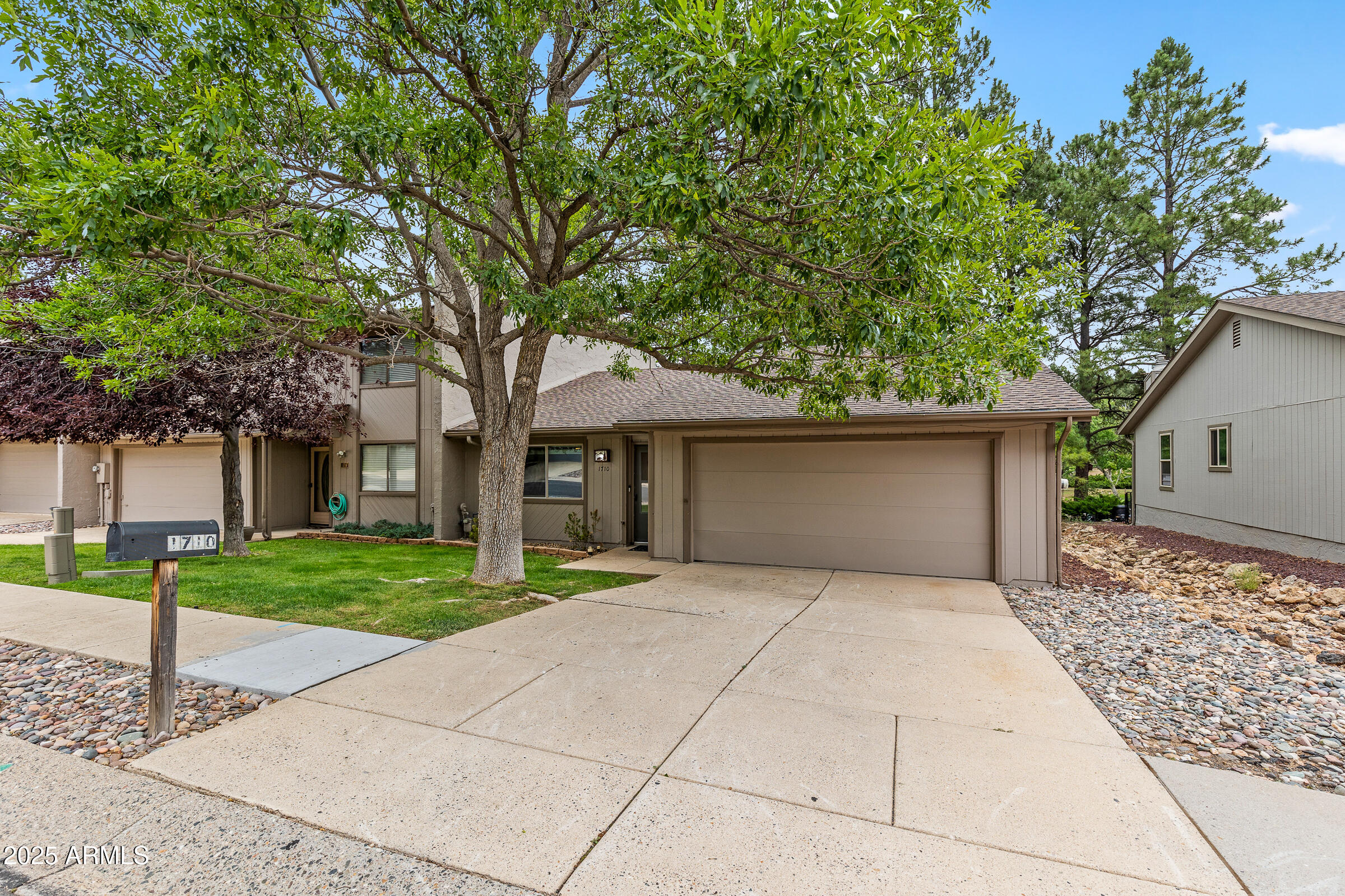 1710 N FAIRWAY Drive