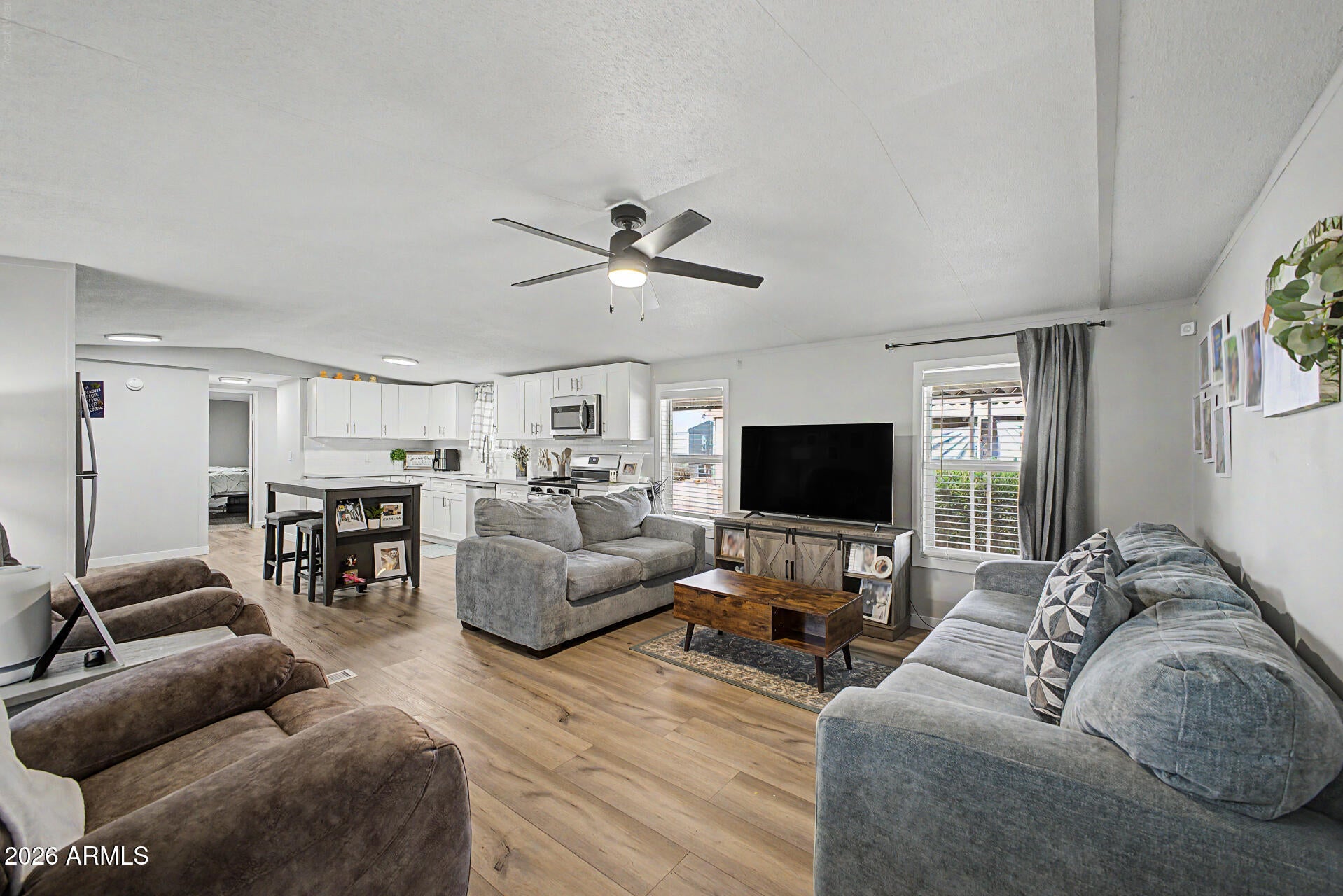 12721 W Greenway Road 80