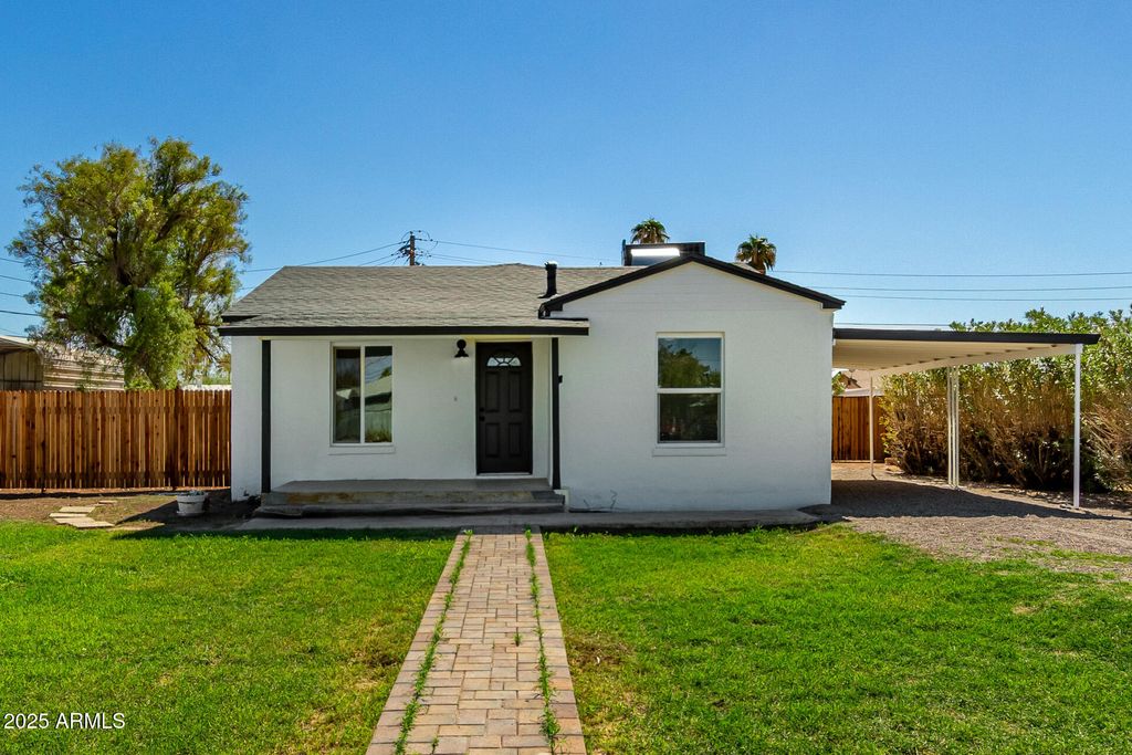 Photo of 541 W Roosevelt Avenue, Coolidge, AZ 85128 (MLS # 6920867)