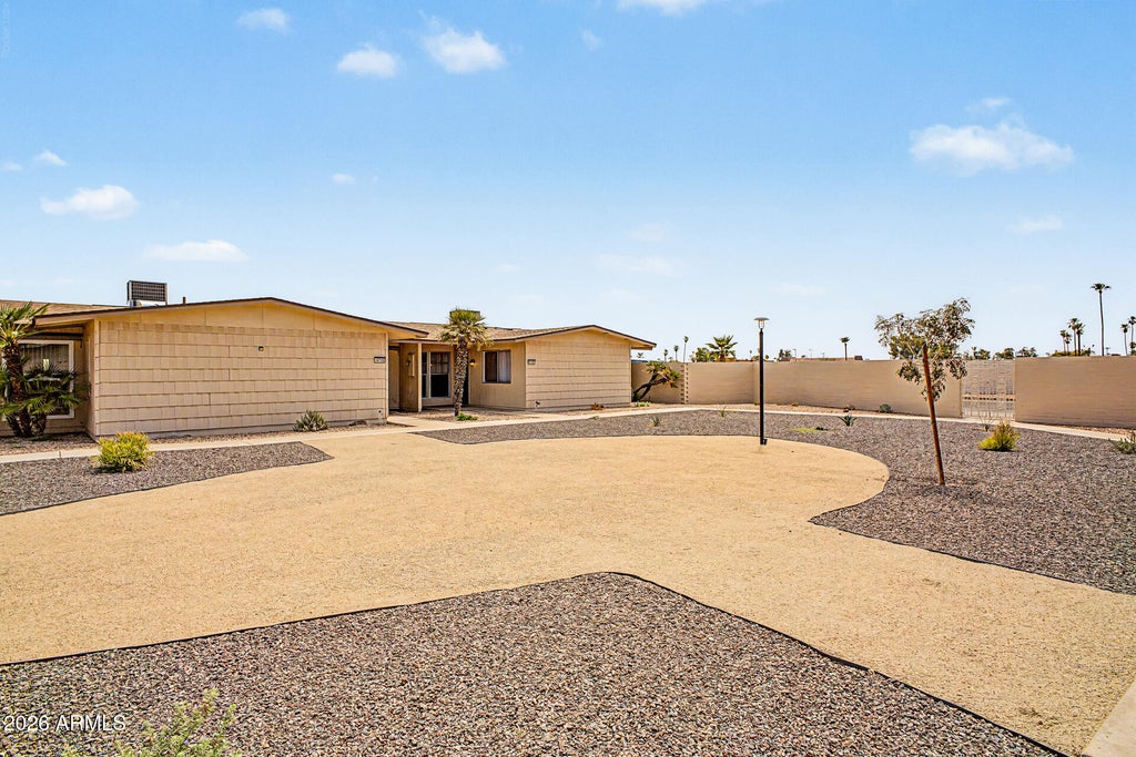 Photo of 10737 W Santa Fe Drive, Sun City, AZ 85351 (MLS # 7072820)