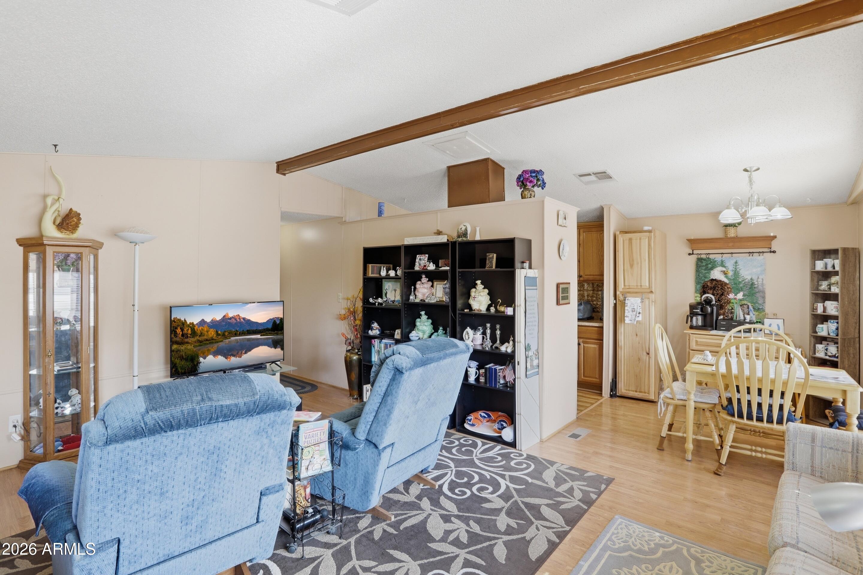 503 N Manzanita Drive