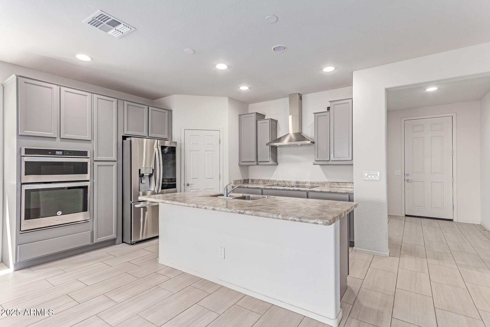 16221 W PRICKLY PEAR Trail