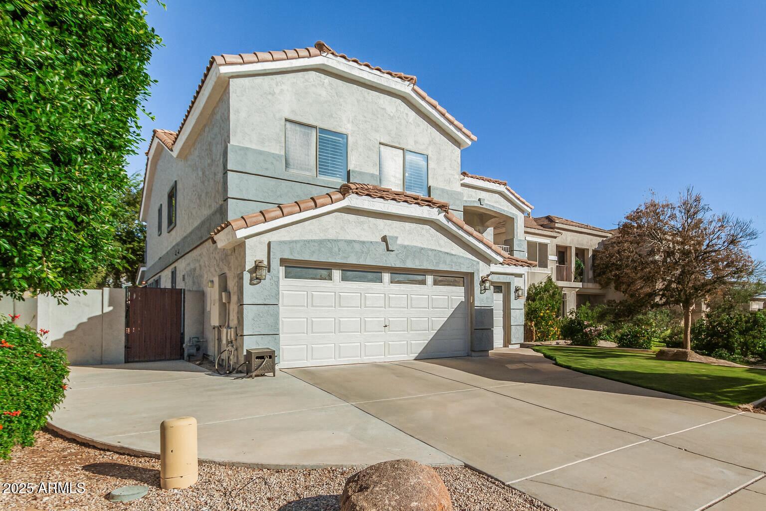 10054 E LAKEVIEW Avenue