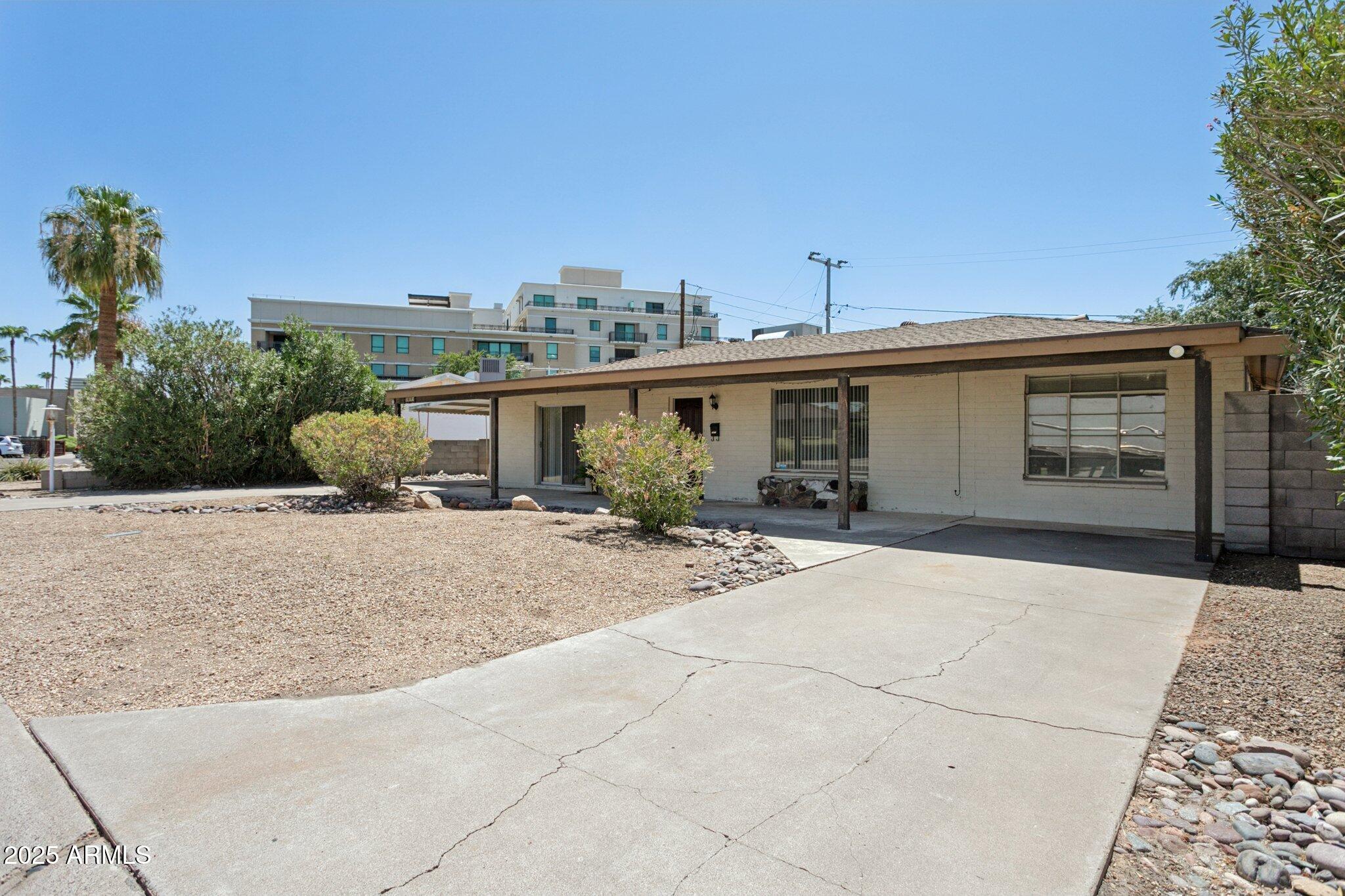 3831 N PUEBLO Way