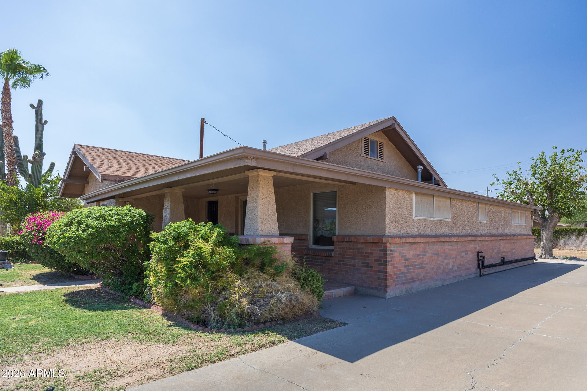 218 W FLORENCE Boulevard