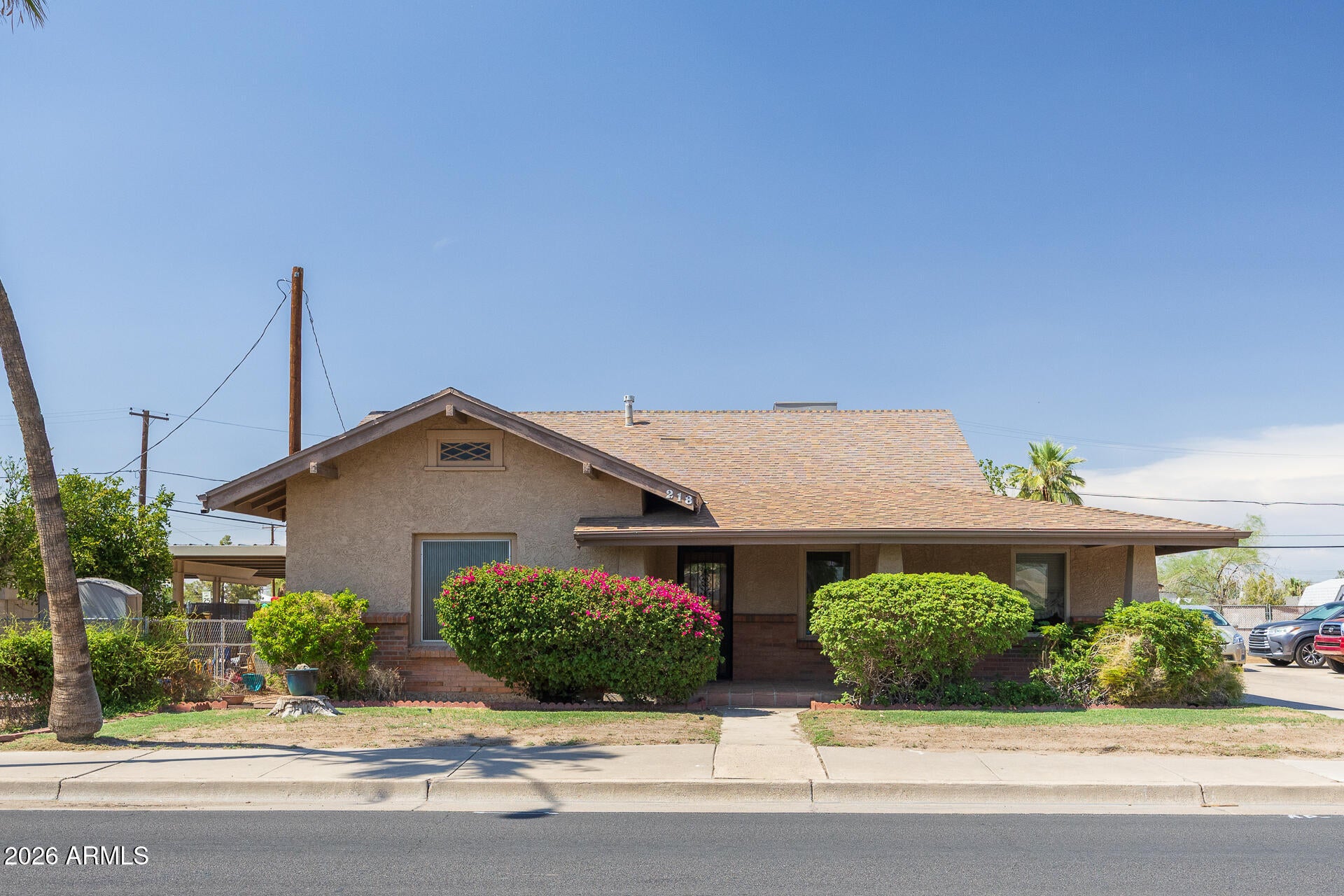 218 W FLORENCE Boulevard