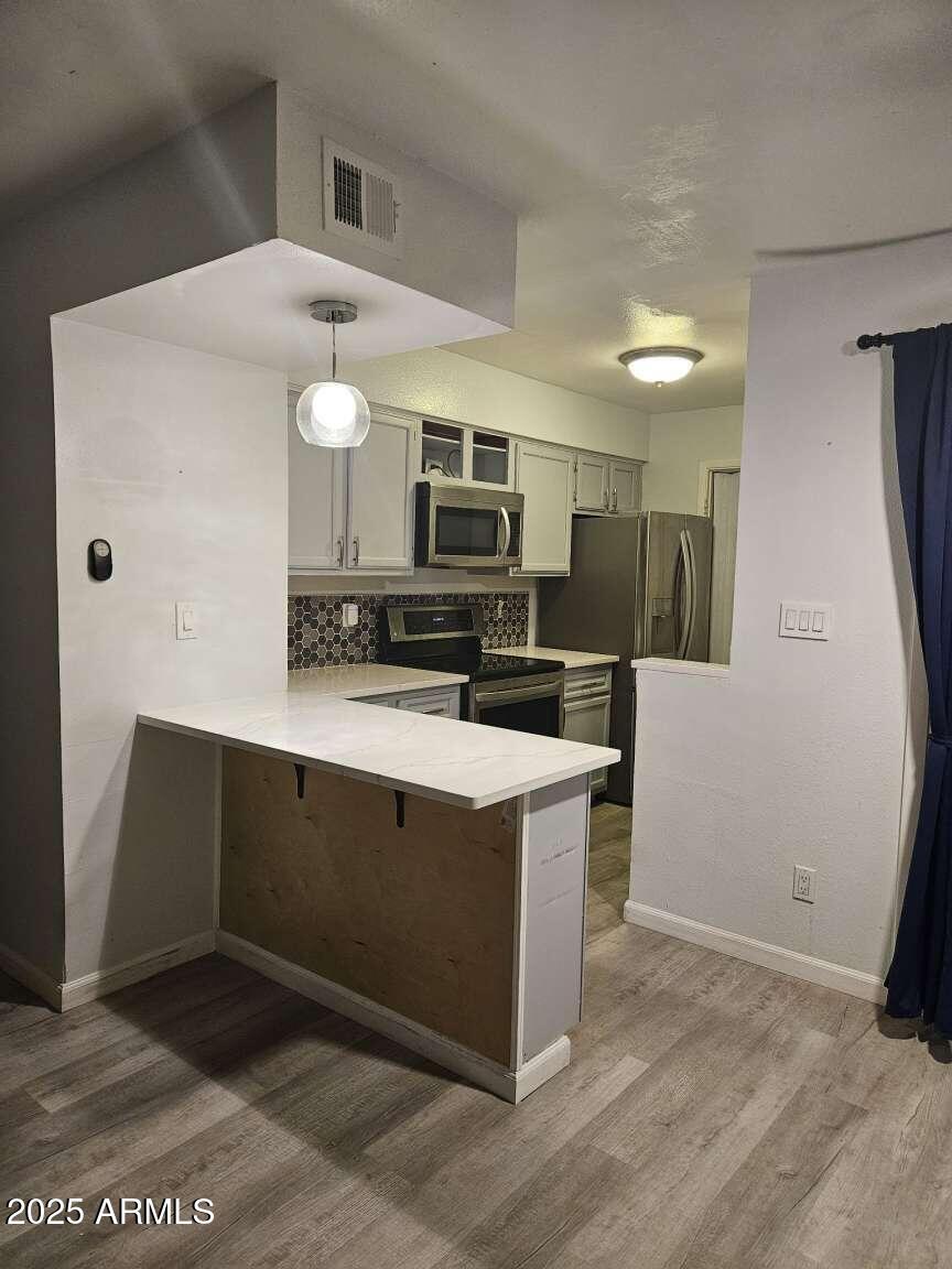 2220 W DORA Street 114
