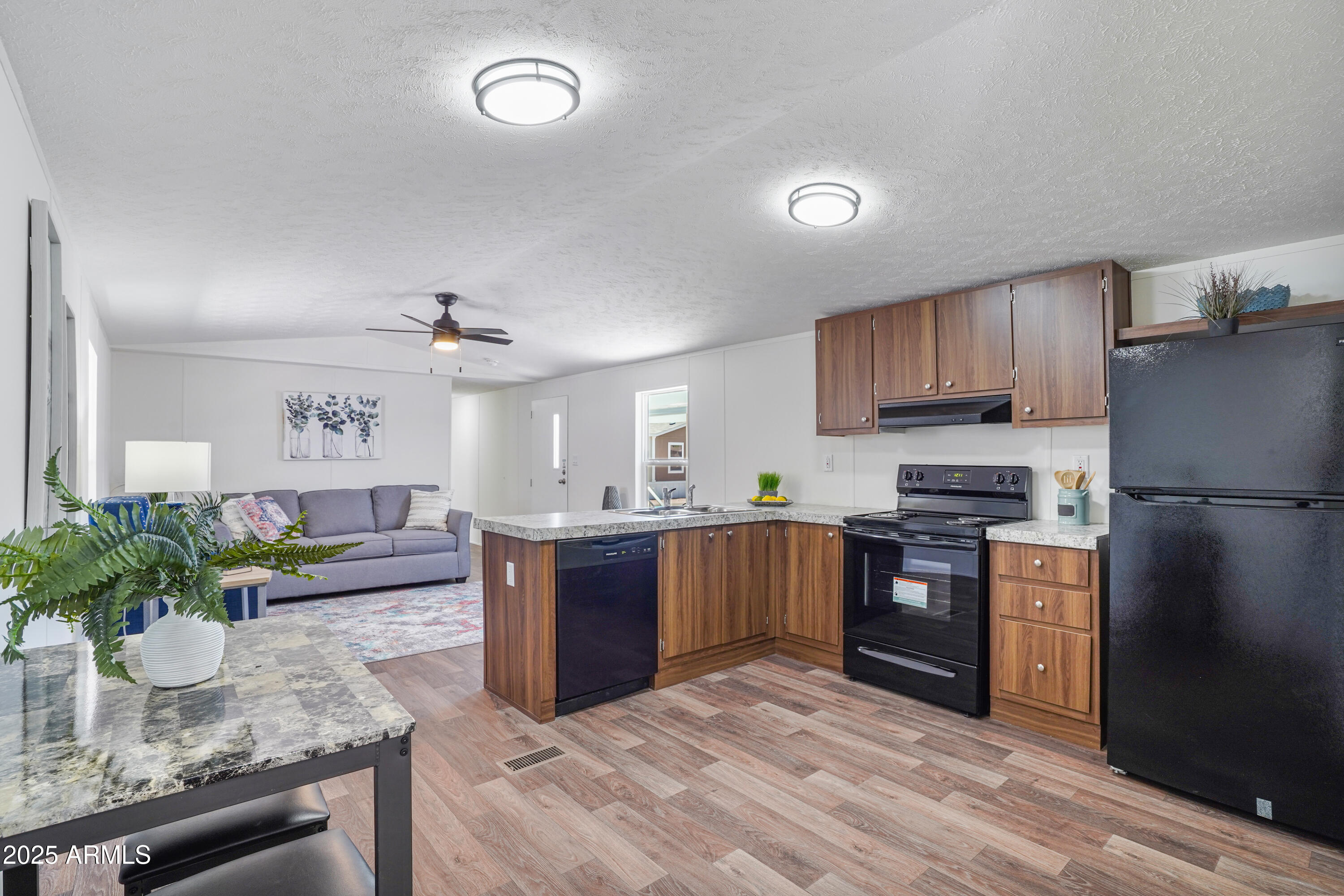 320 E McKellips Road 25
