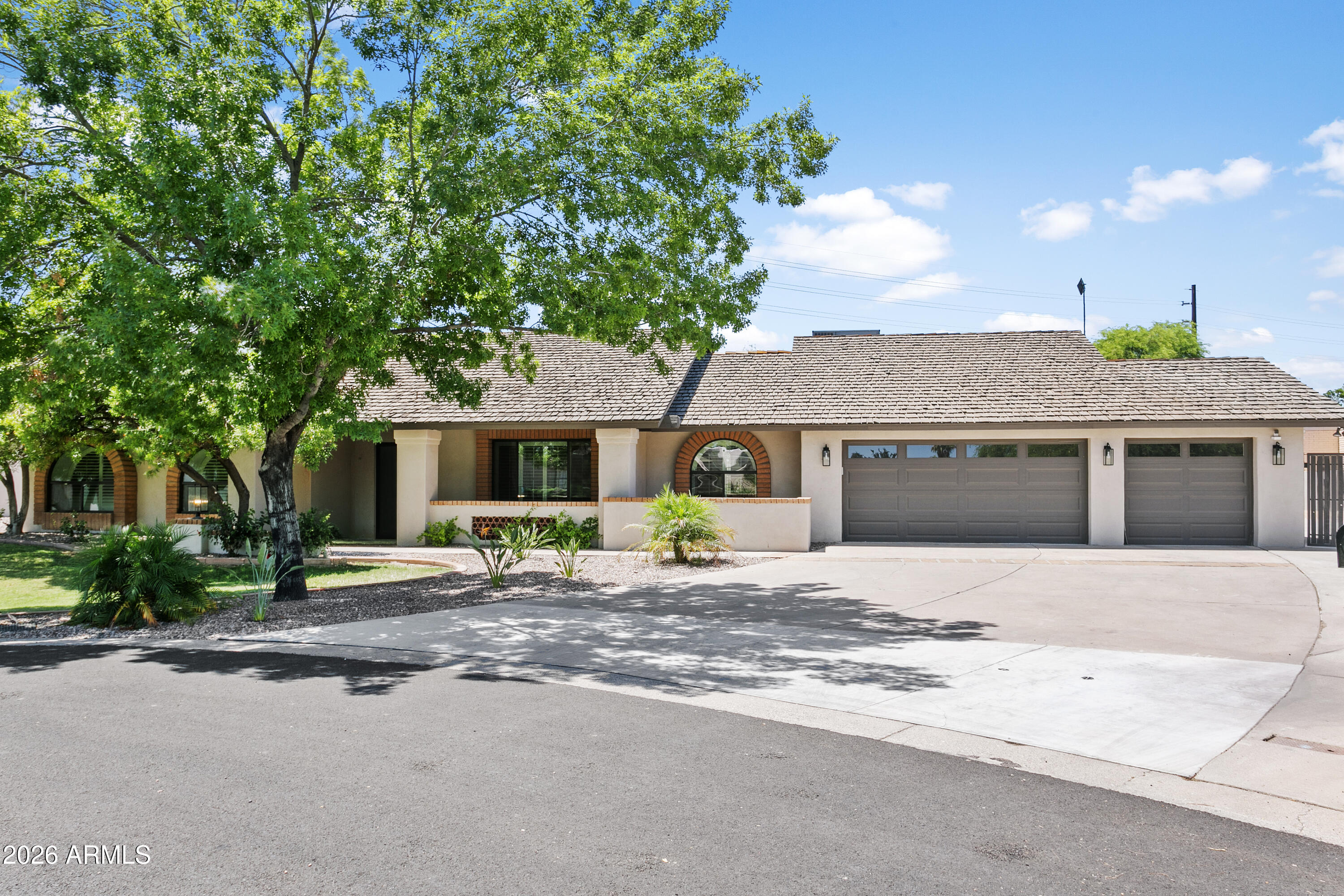 226 W RANCH Road