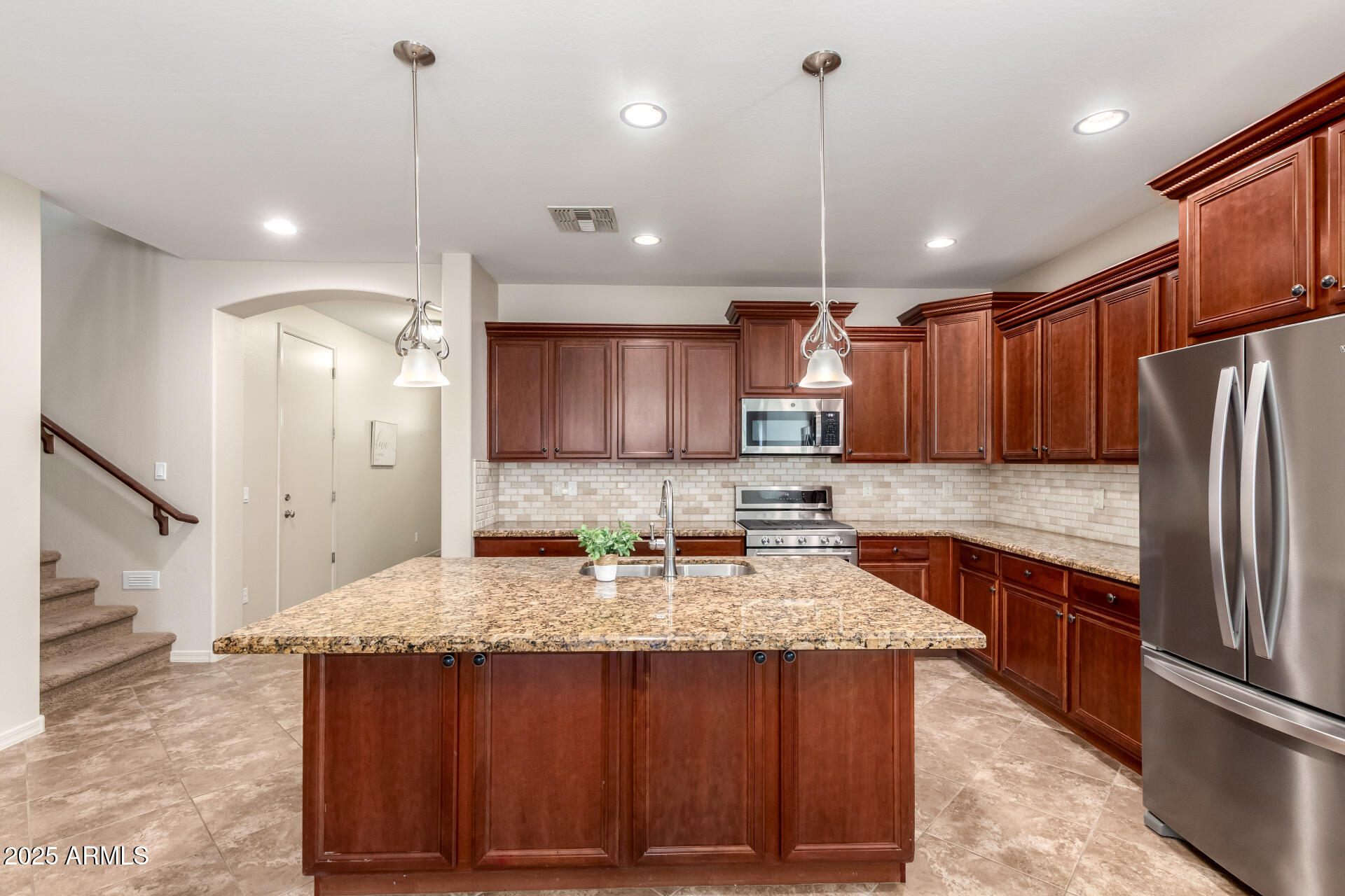 20950 W THOMAS Road