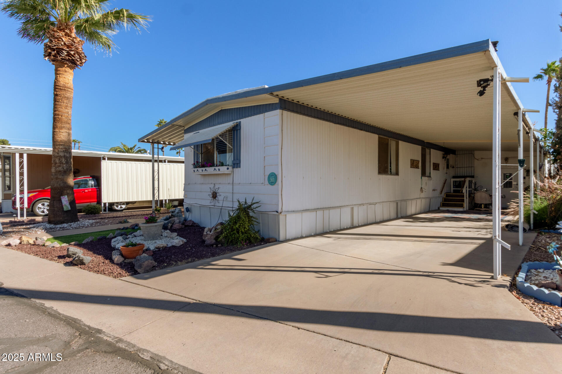 11425 E UNIVERSITY Drive 79