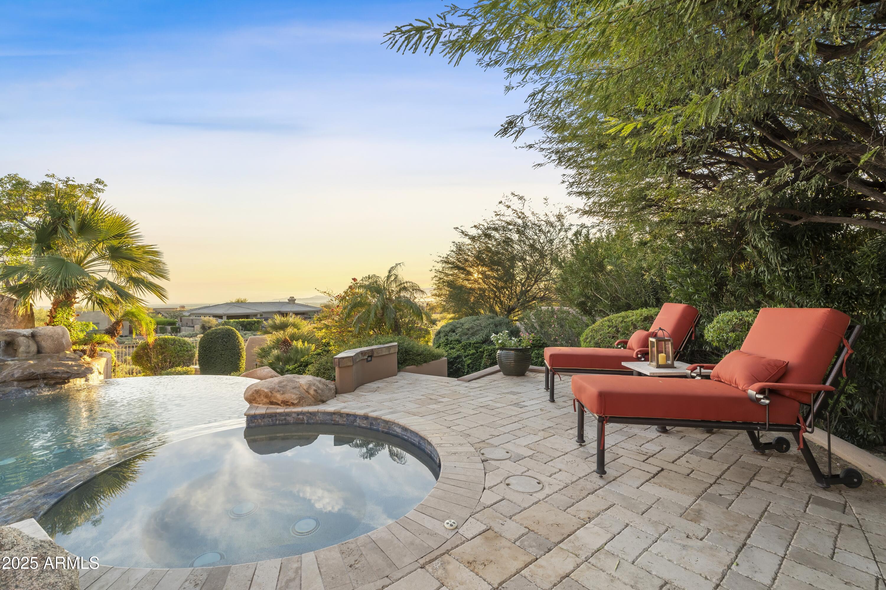 Rancho Trinadad - Residential