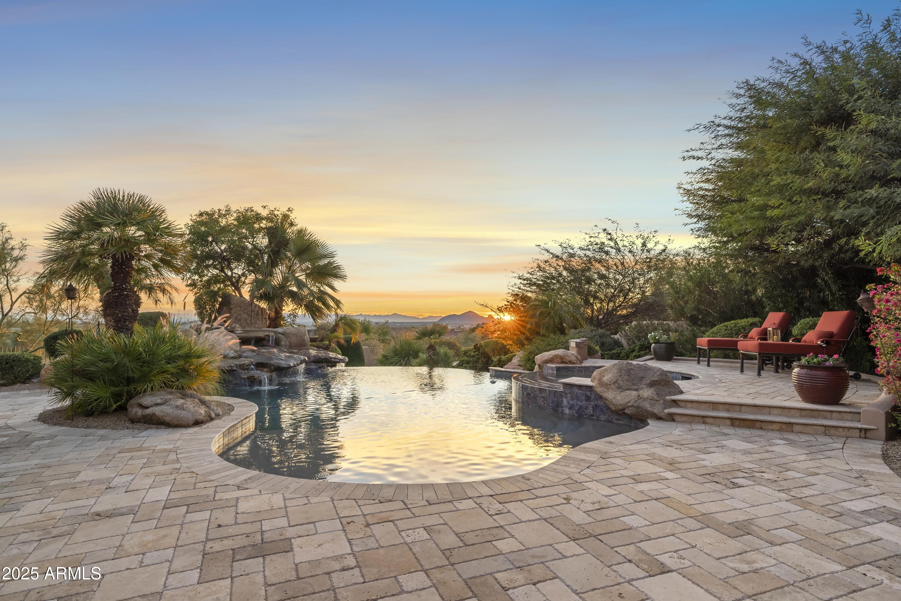Rancho Trinadad - Residential
