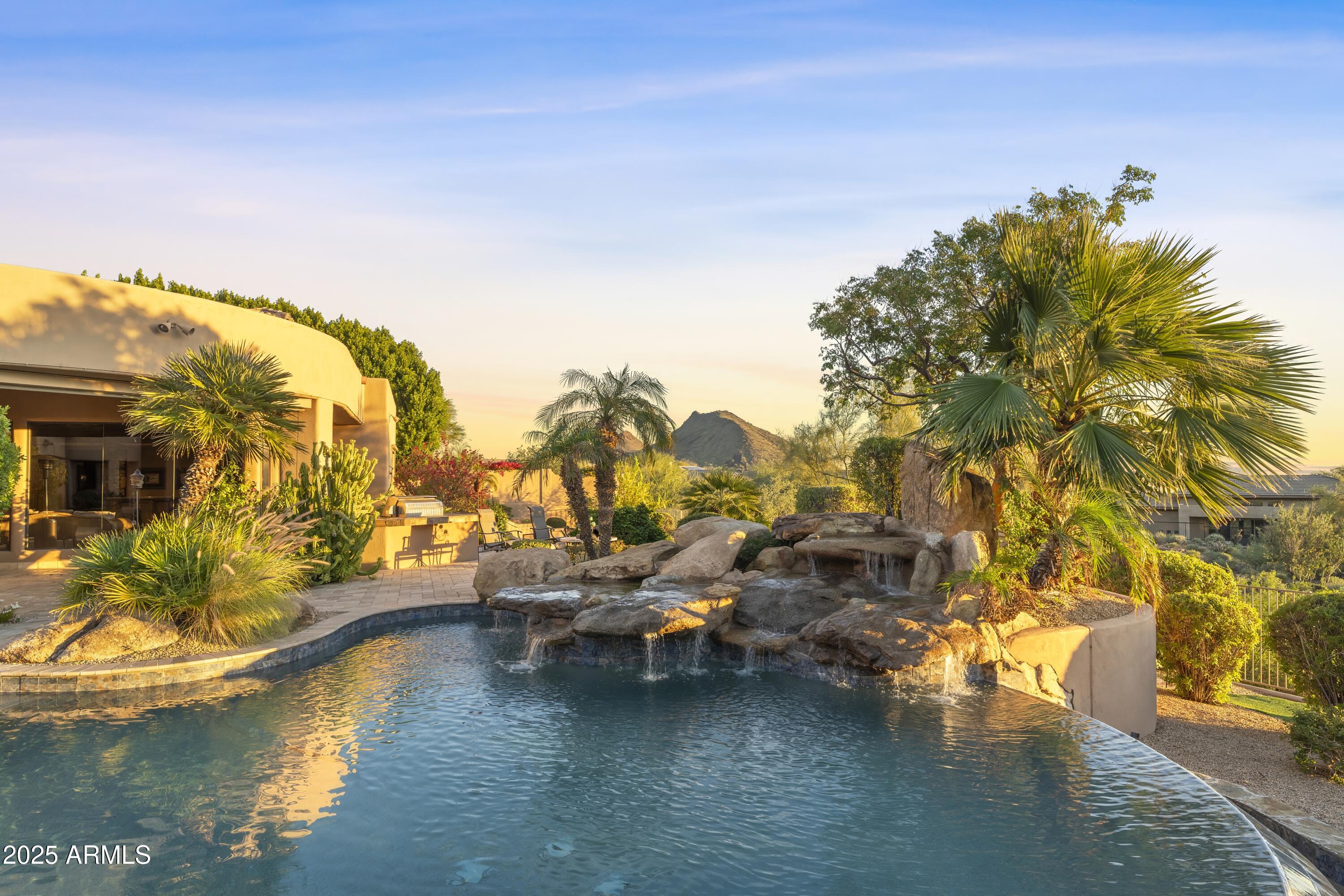 Rancho Trinadad - Residential
