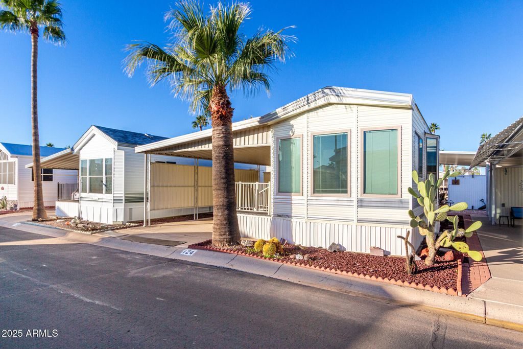 Photo of 124 Kaolin Drive, Apache Junction, AZ 85119 (MLS # 6954922)