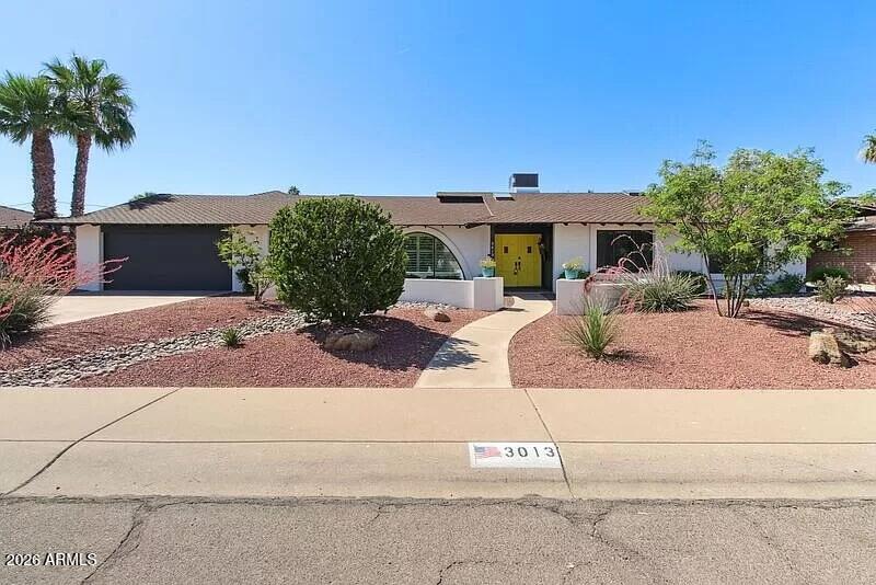 3013 S Fairway Drive