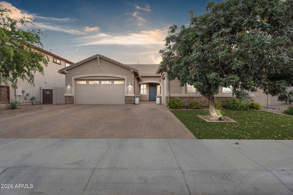 Photo of 4922 S Leisure Way, Gilbert, AZ 85298 (MLS # 7032152)