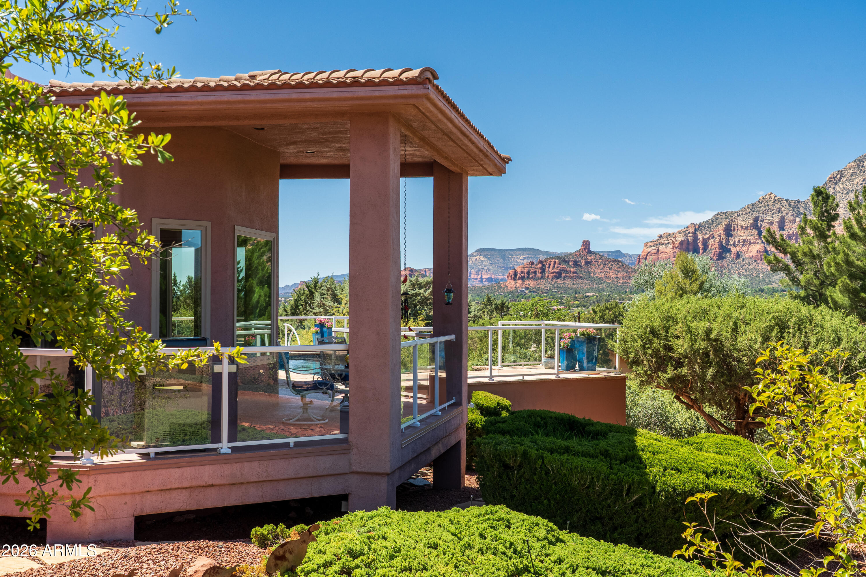 105 ROCKRIDGE Drive