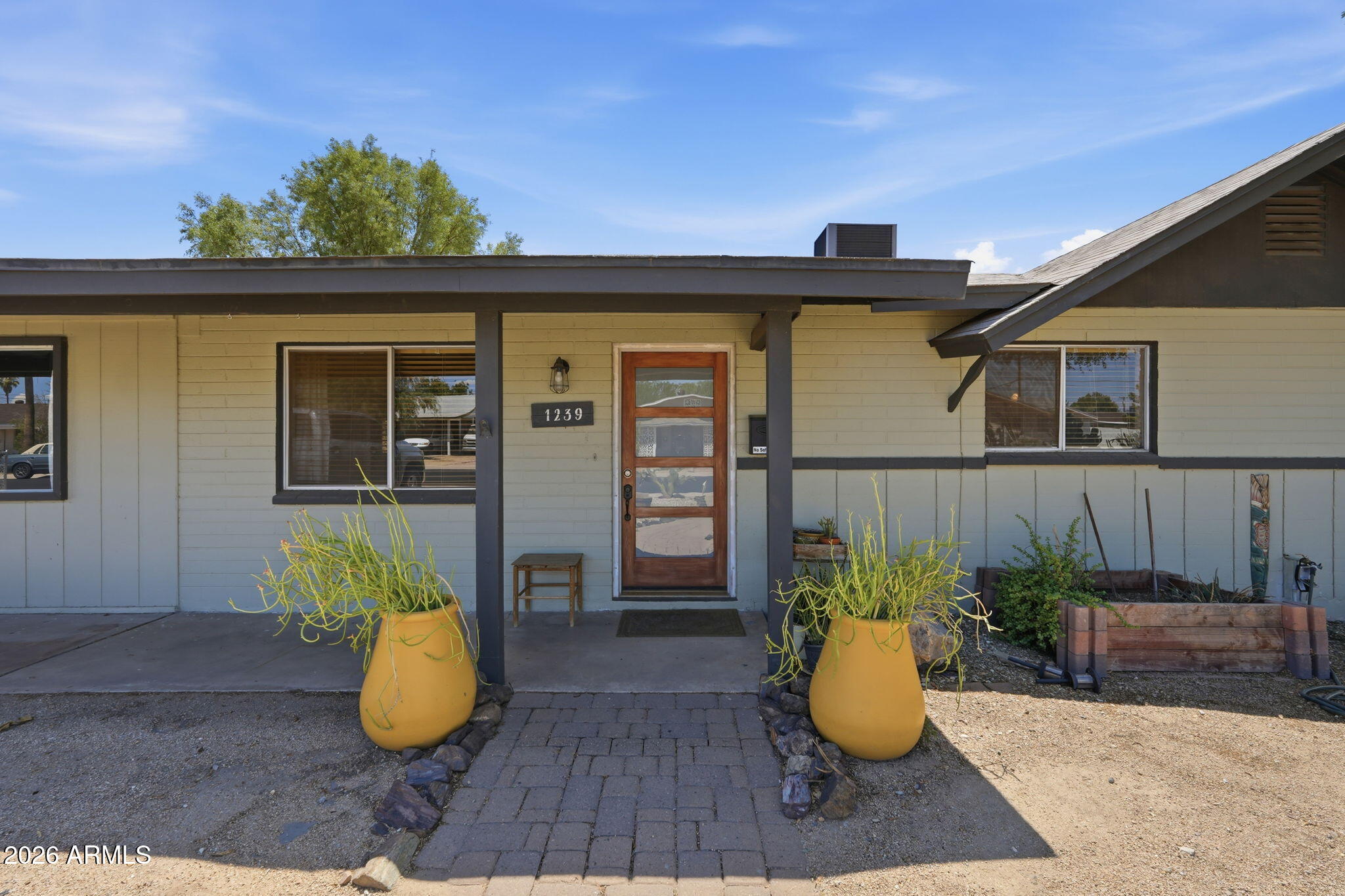 1239 W ELNA RAE Street