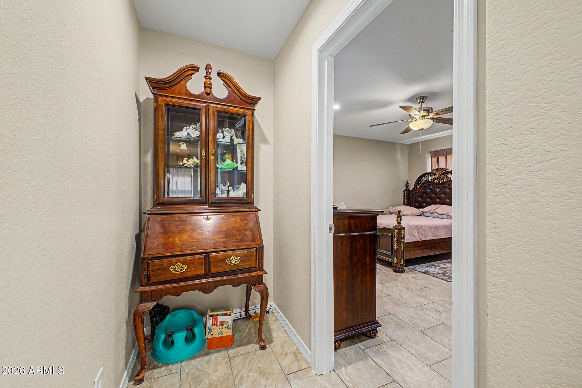 NORTH WILLOW - Residential