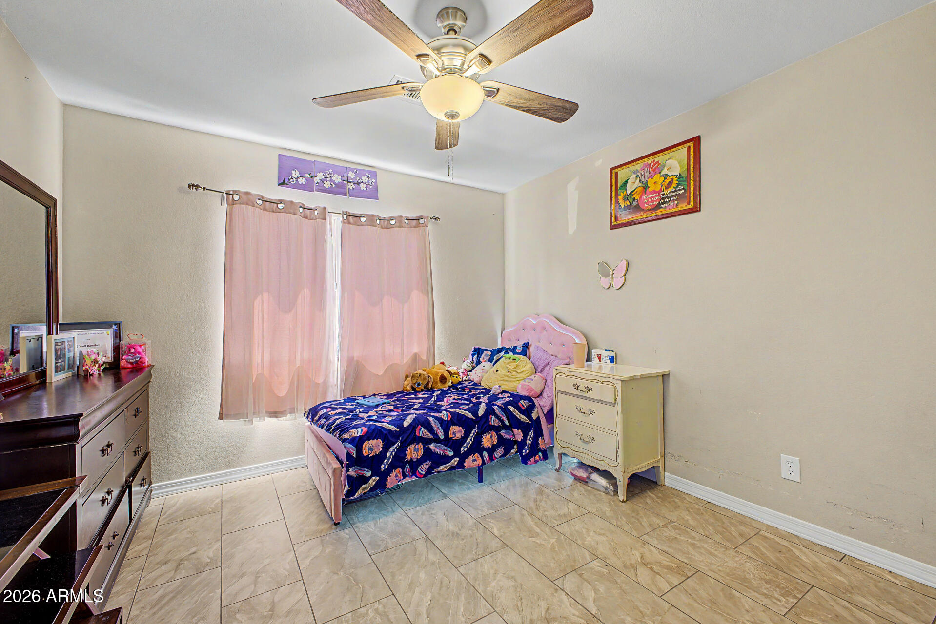 NORTH WILLOW - Residential