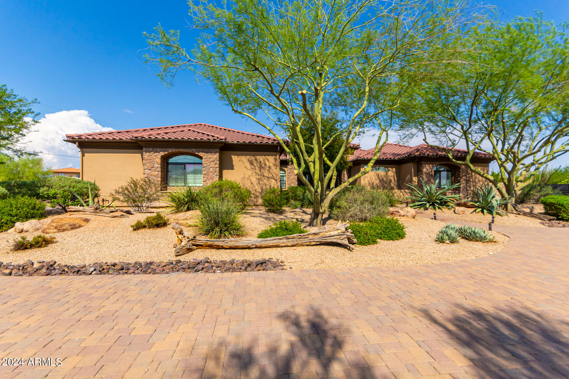 View Phoenix, AZ 85086 house