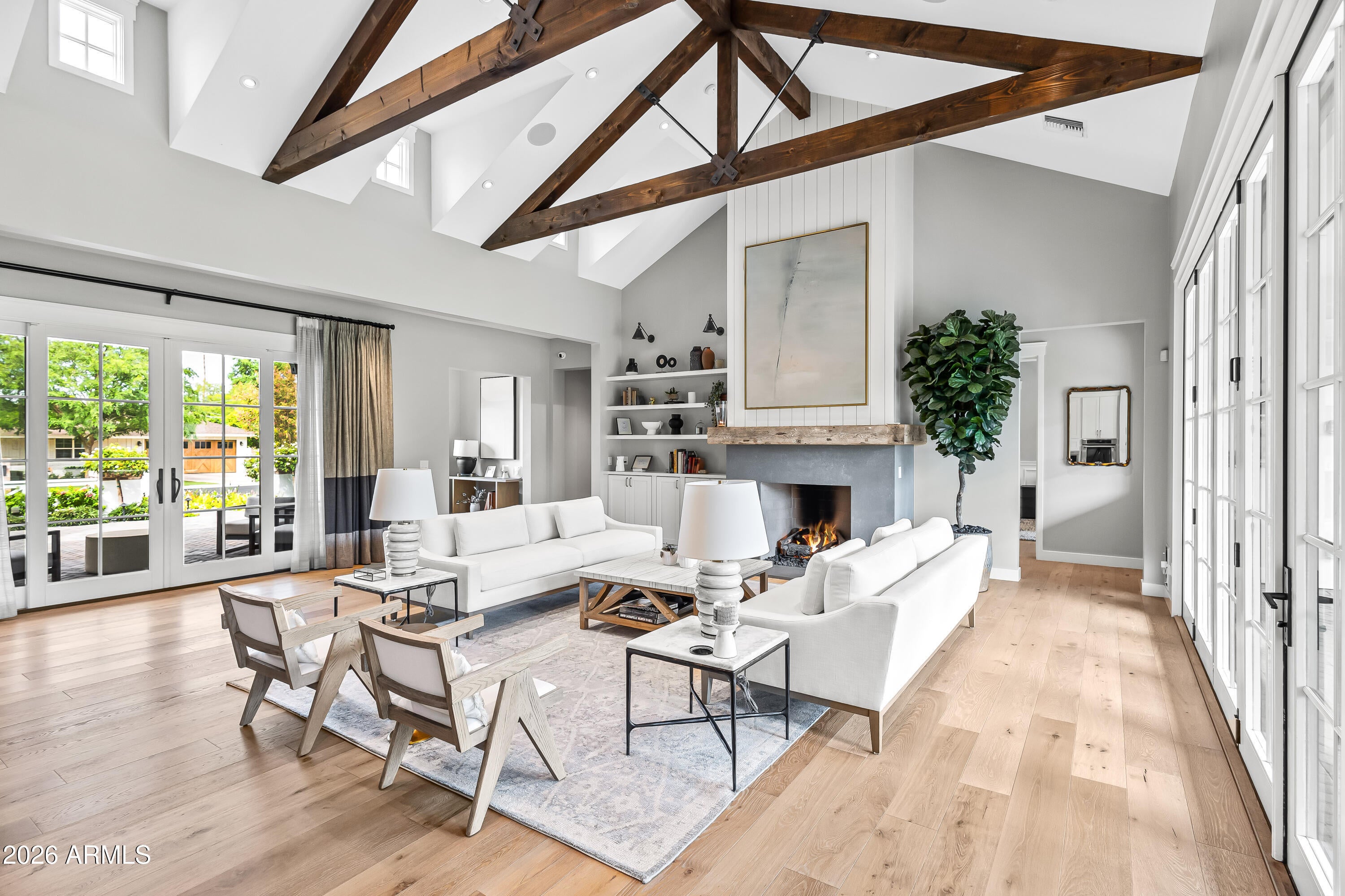 4526 E CALLE TUBERIA --