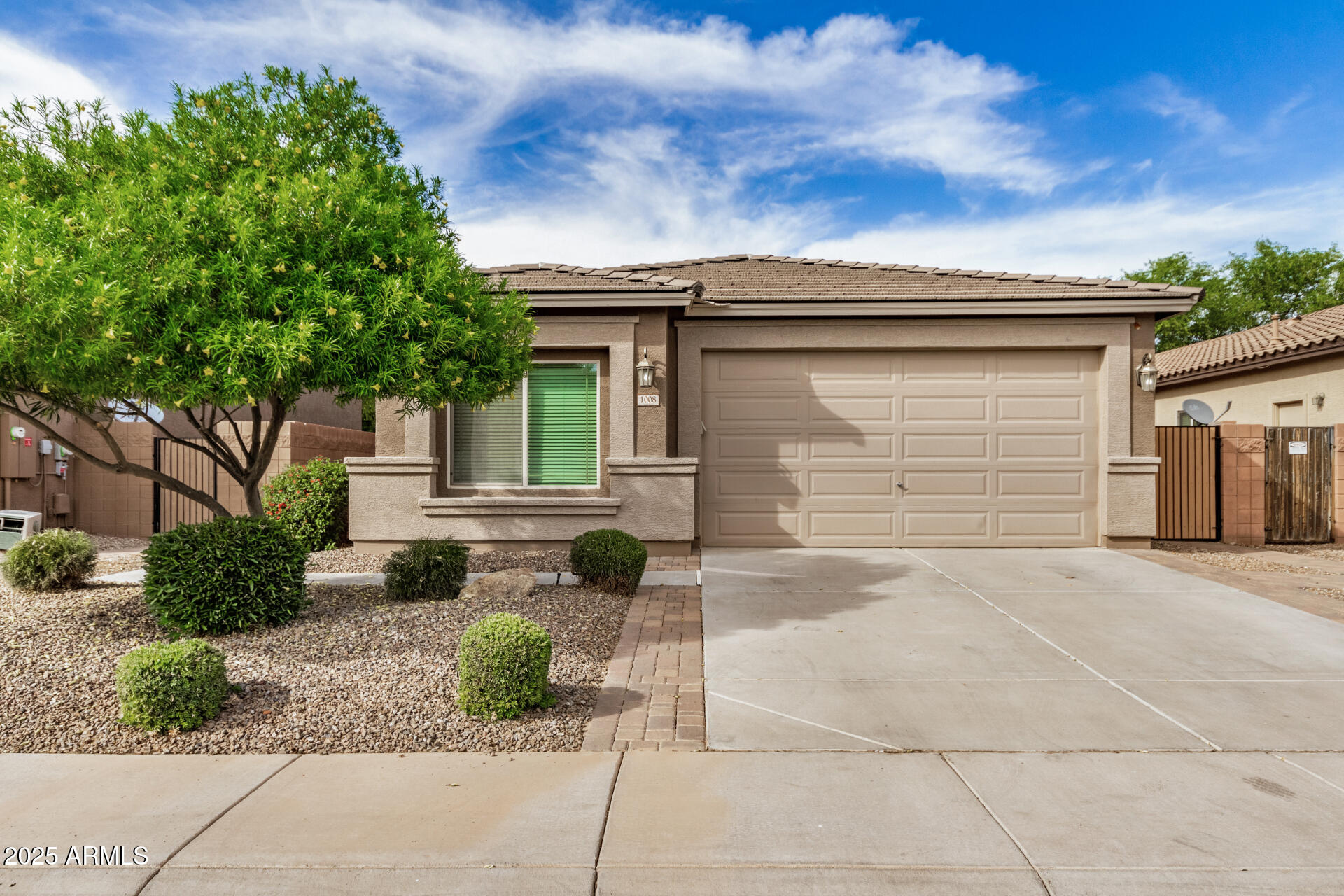 Homes 1 1008 W HEATHERWOOD Street