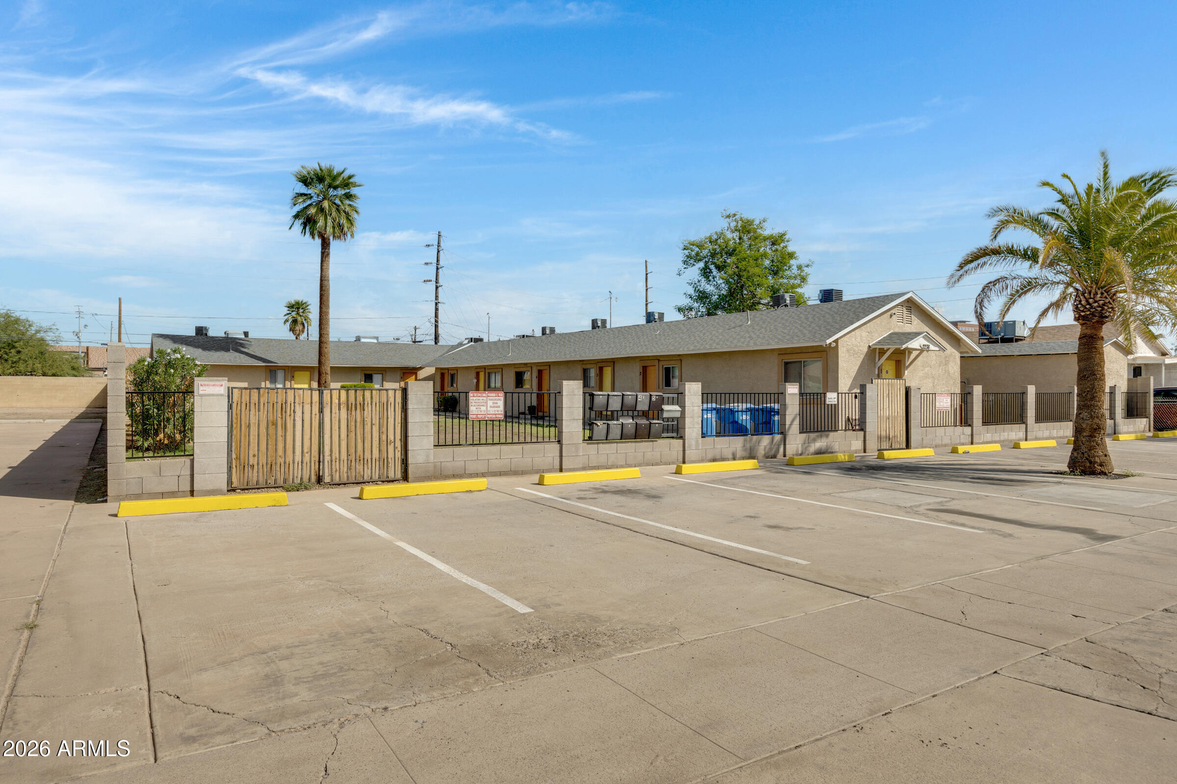 2238 E TAYLOR Street